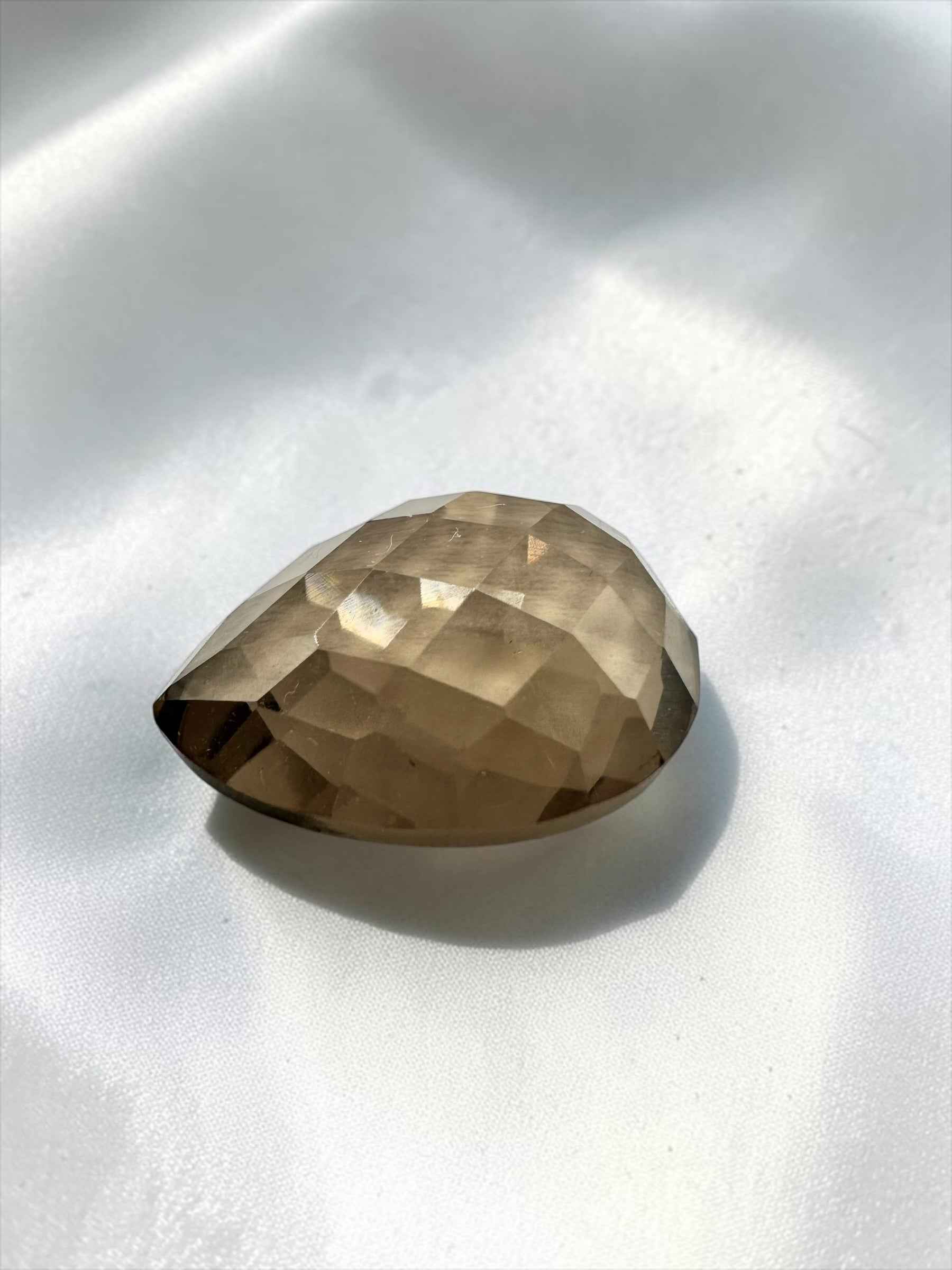 Quarzo fumé sfaccettato con base piatta dal Brasile 7,05ct - BZA06
