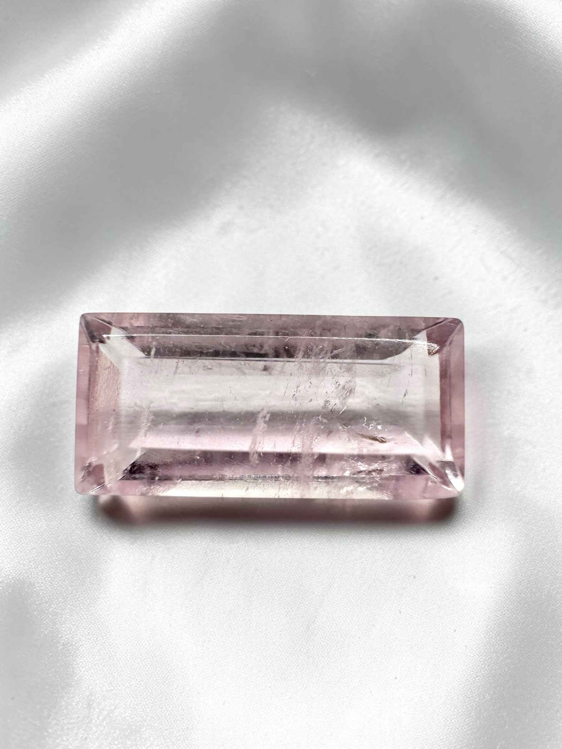 Morganite sfaccettata dal Pakistan 1,8ct - BM04