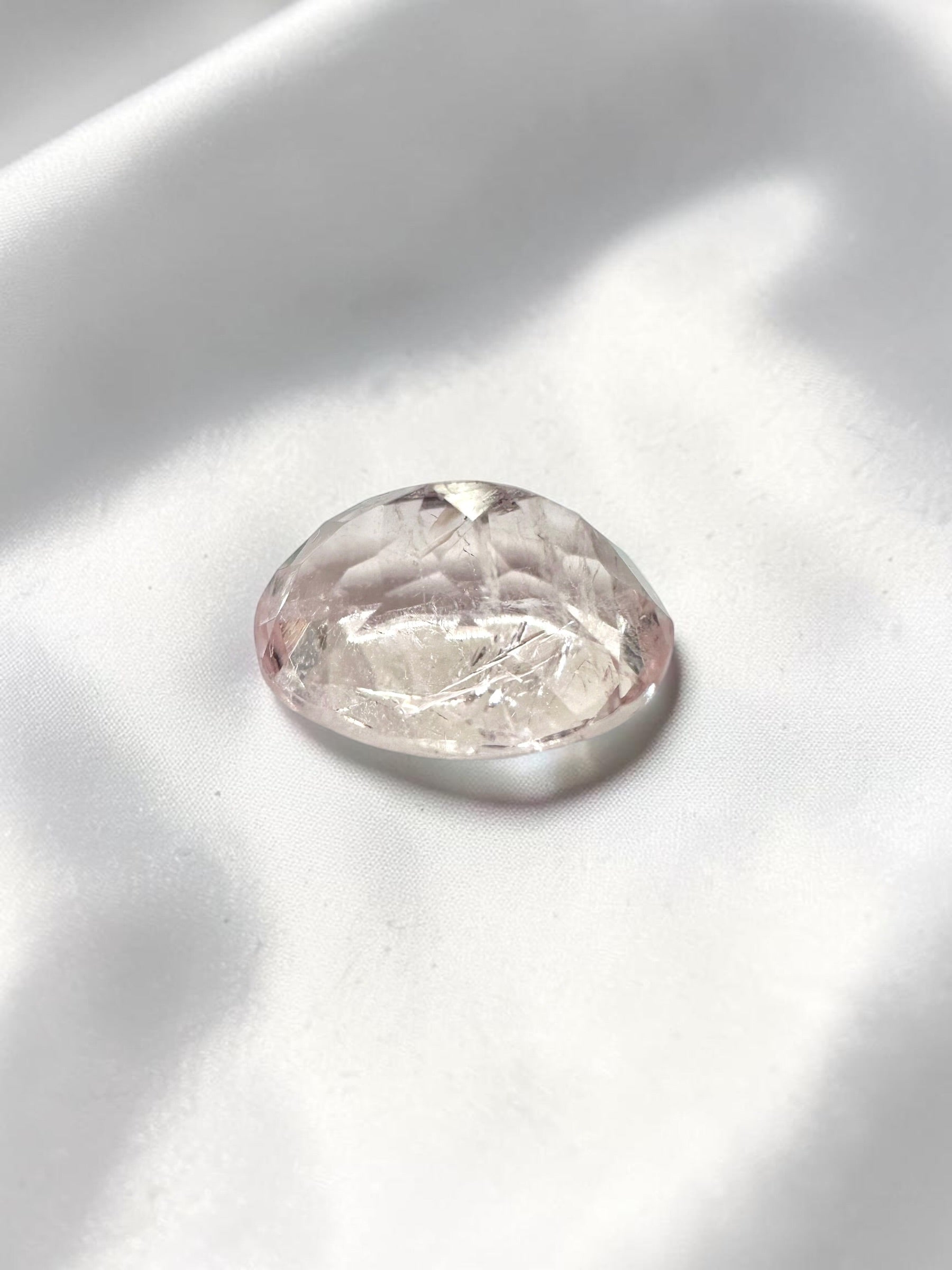 Faceted Morganite from Pakistan 1,85ct - BM05