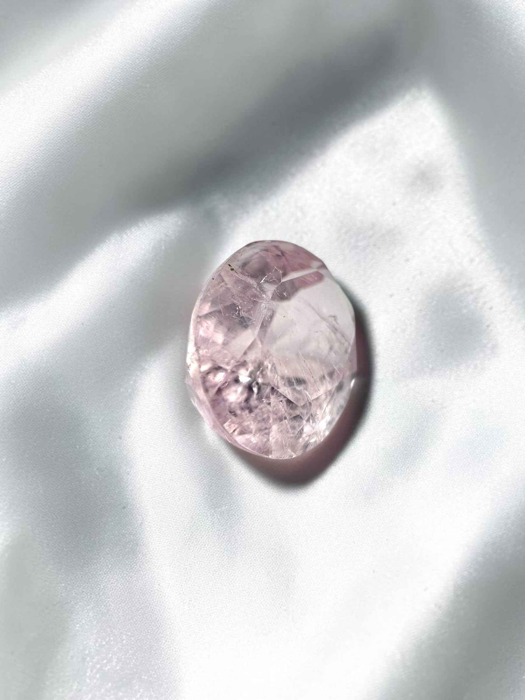Morganite sfaccettata dal Pakistan 1,85ct - BM06