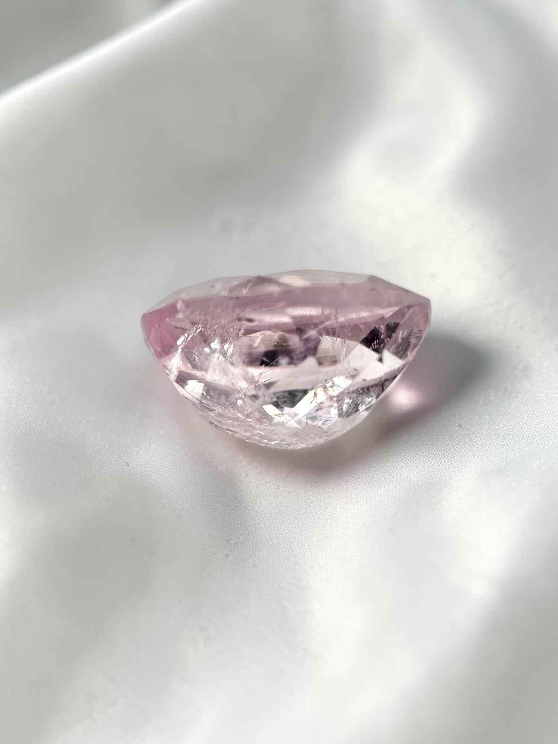 Morganite sfaccettata dal Pakistan 1,85ct - BM06