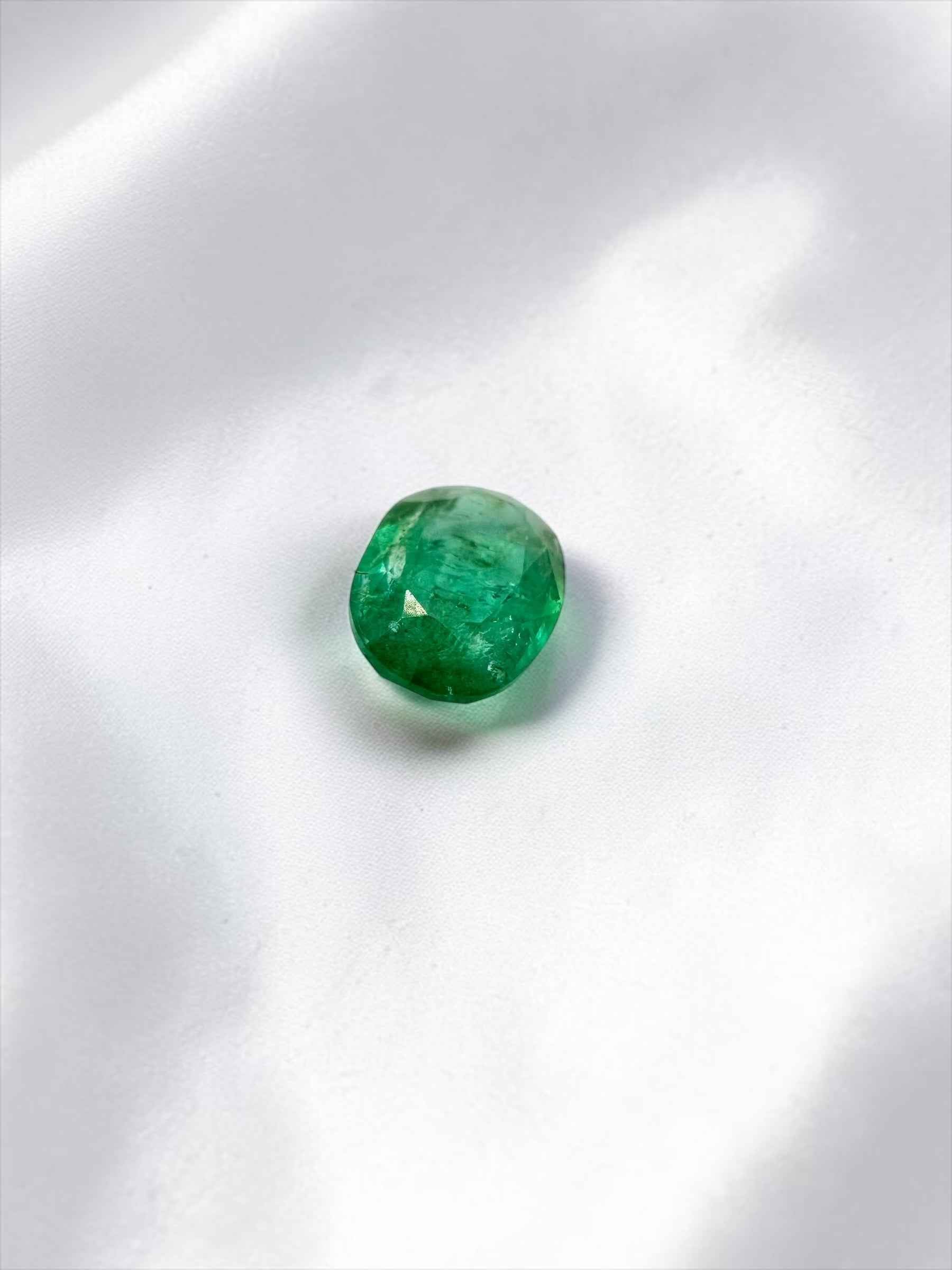 Smeraldo sfaccettato dal Pakistan 0,7ct - BS025