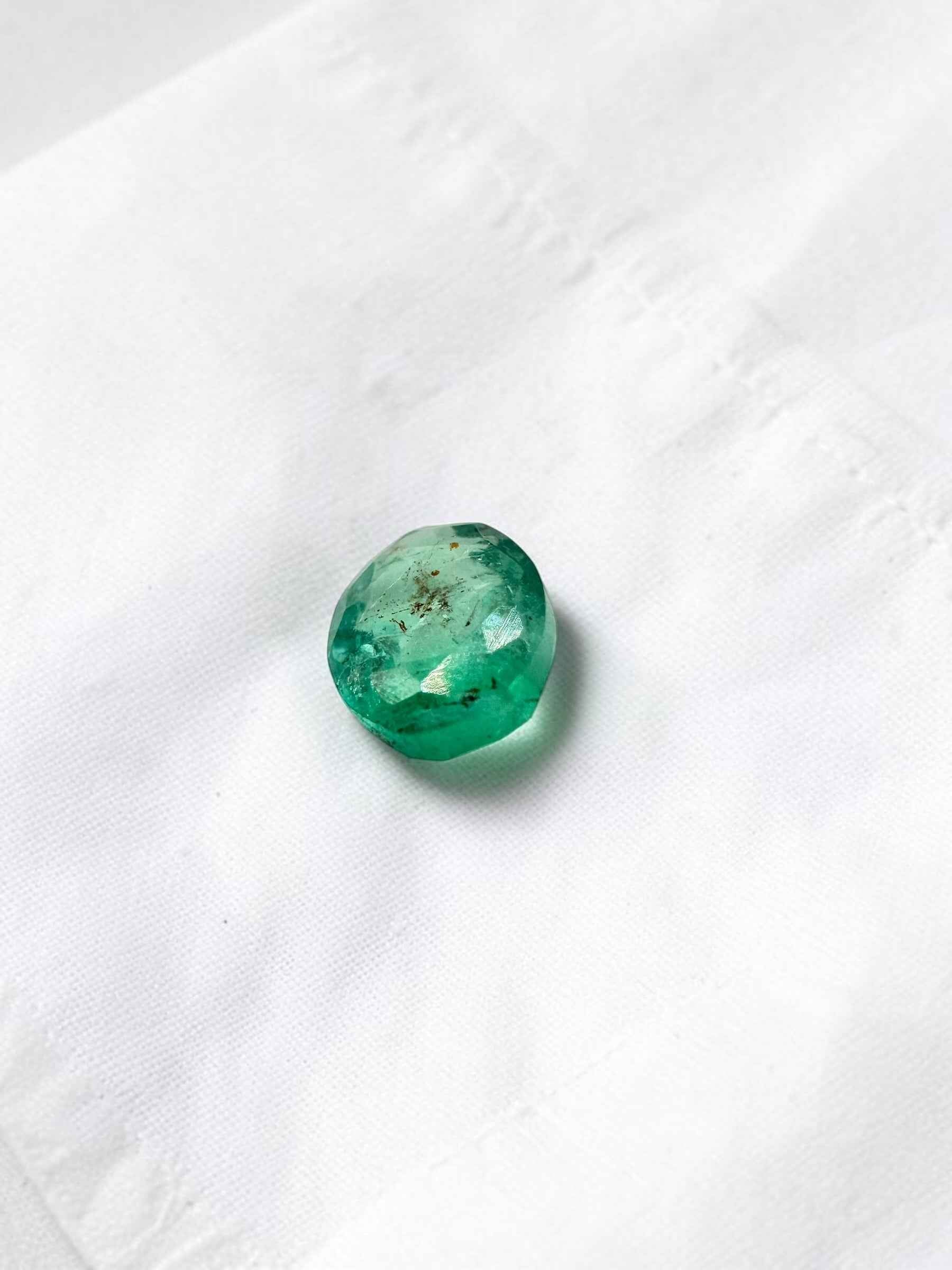 Smeraldo sfaccettato dal Pakistan 0,7ct - BS027