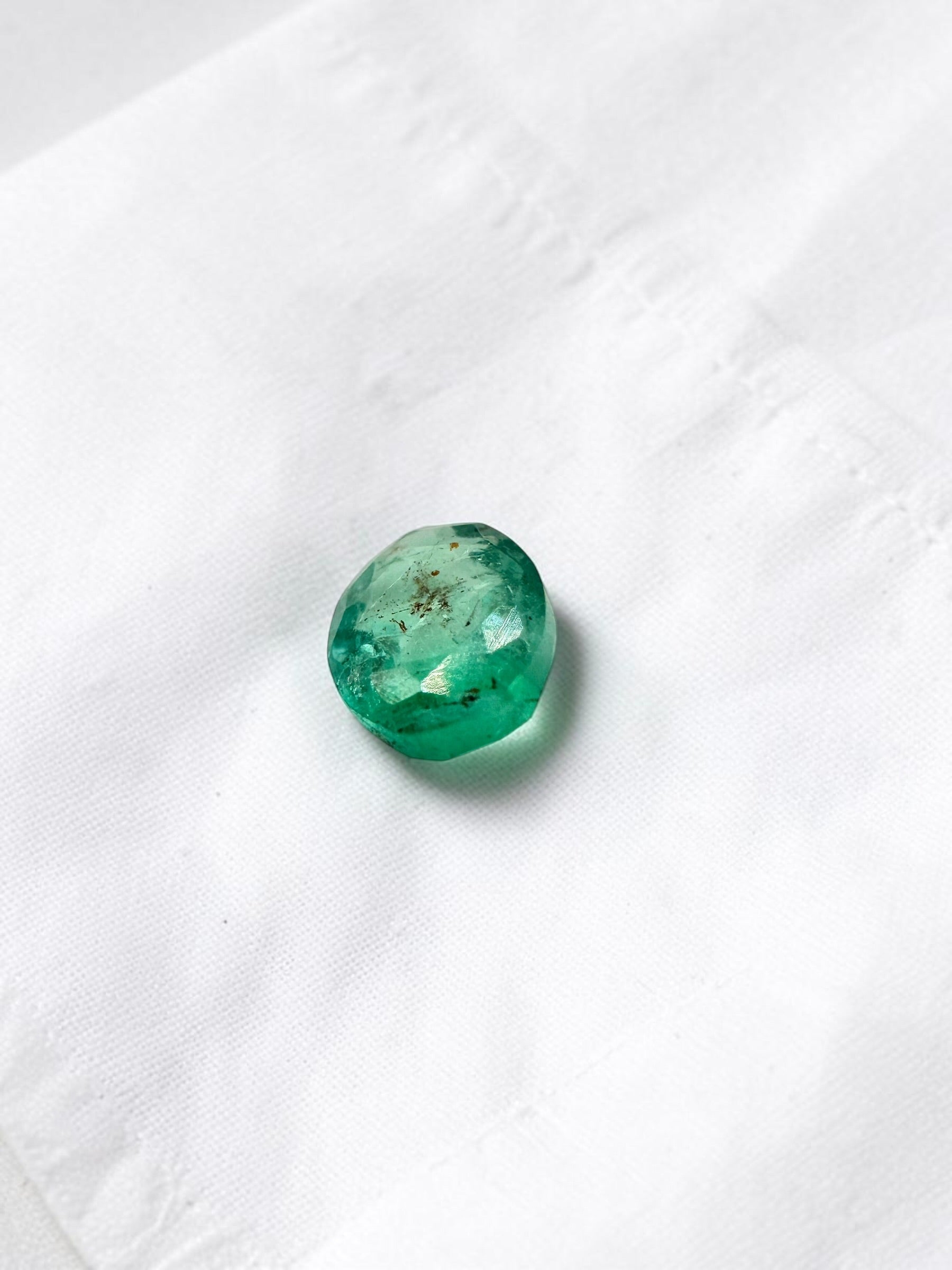 Faceted emerald from pakistan 0,7ct - BS027