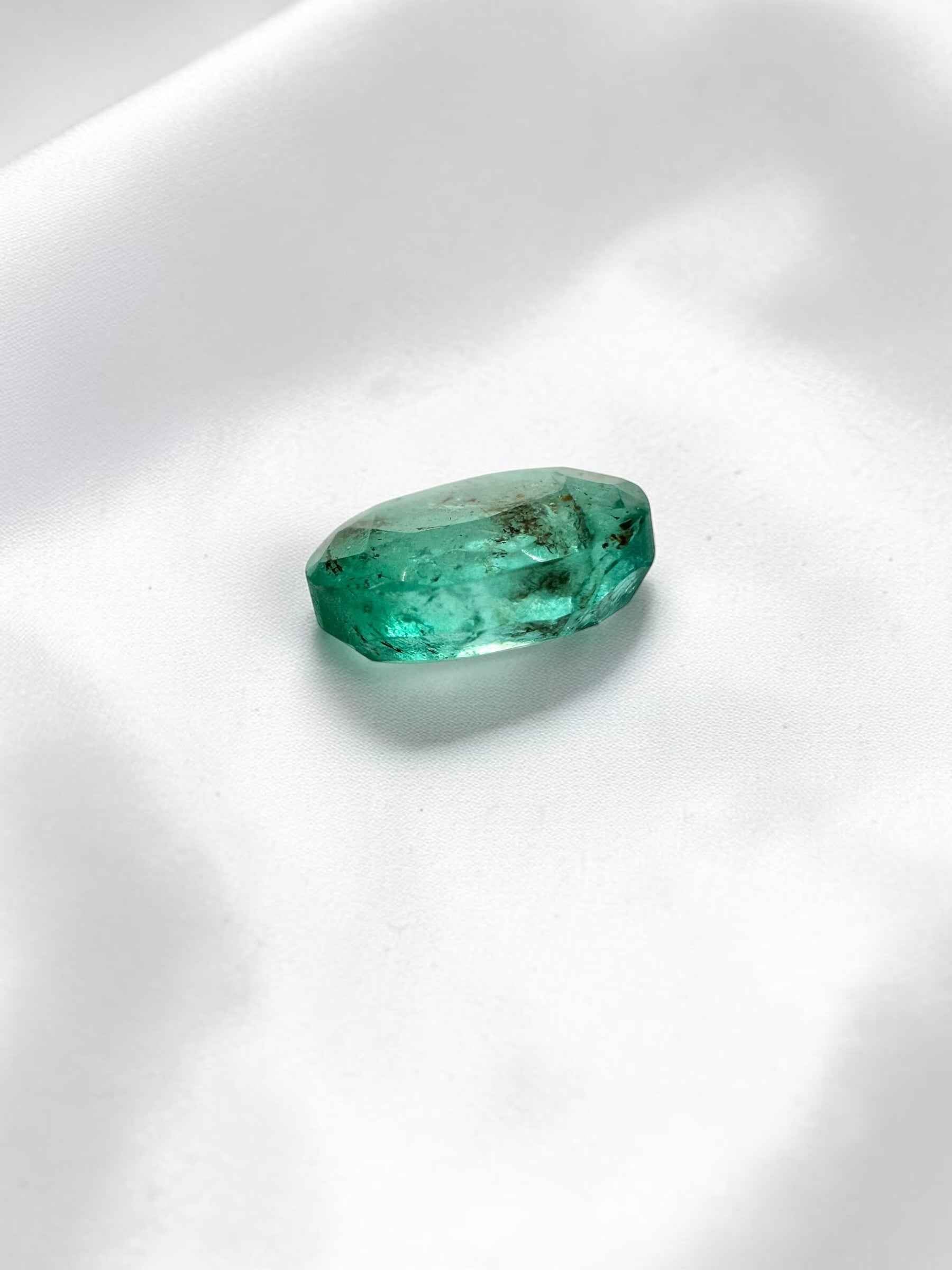 Smeraldo sfaccettato dal Pakistan 0,7ct - BS027