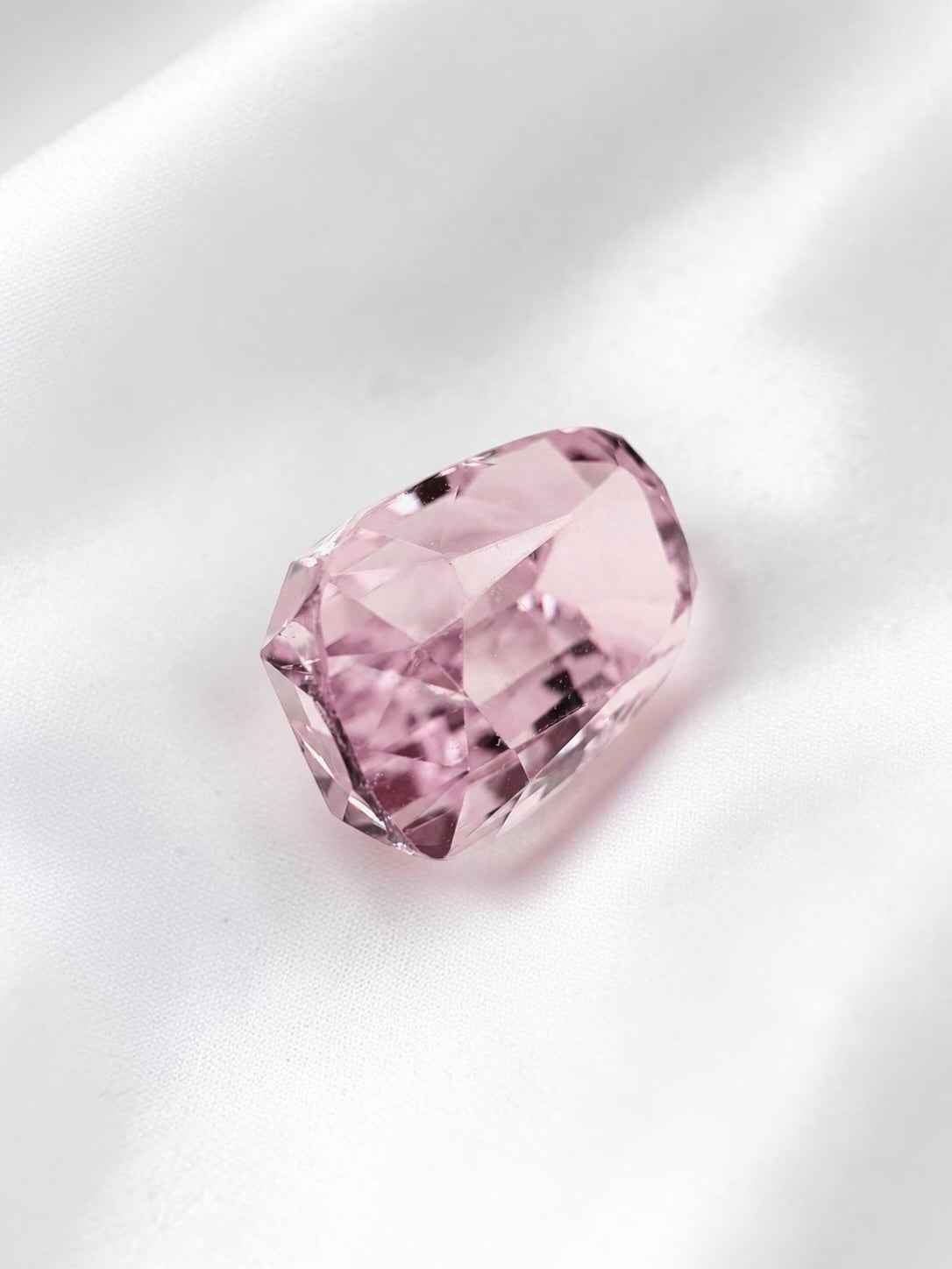 Kunzite sfaccettata proveniente dall’Afghanistan, 11 carati - BK01