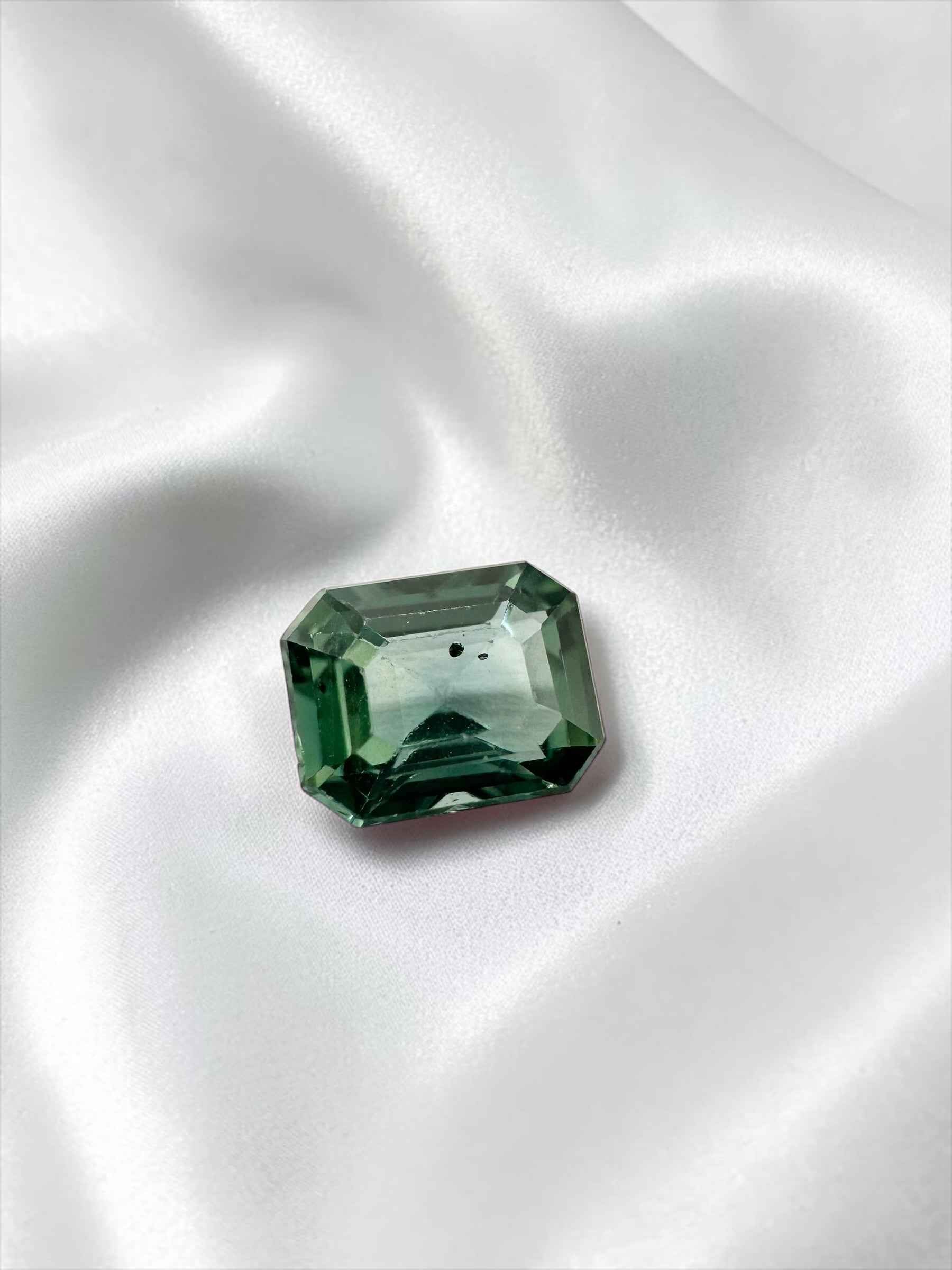 Faceted Sapphire from Madagascar 0,65ct - BSA01
