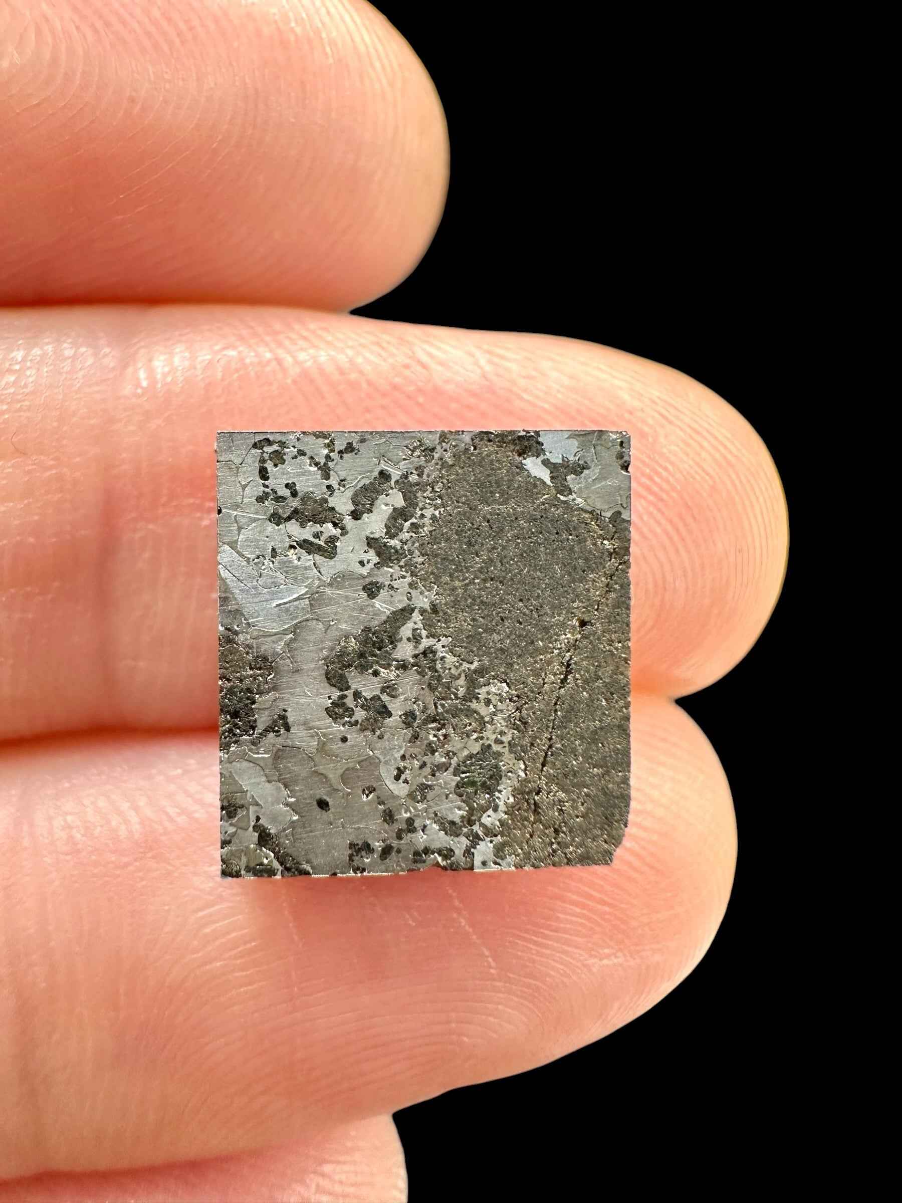 Meteorite Udei Station 2,1g – Nigeria - MEUS17