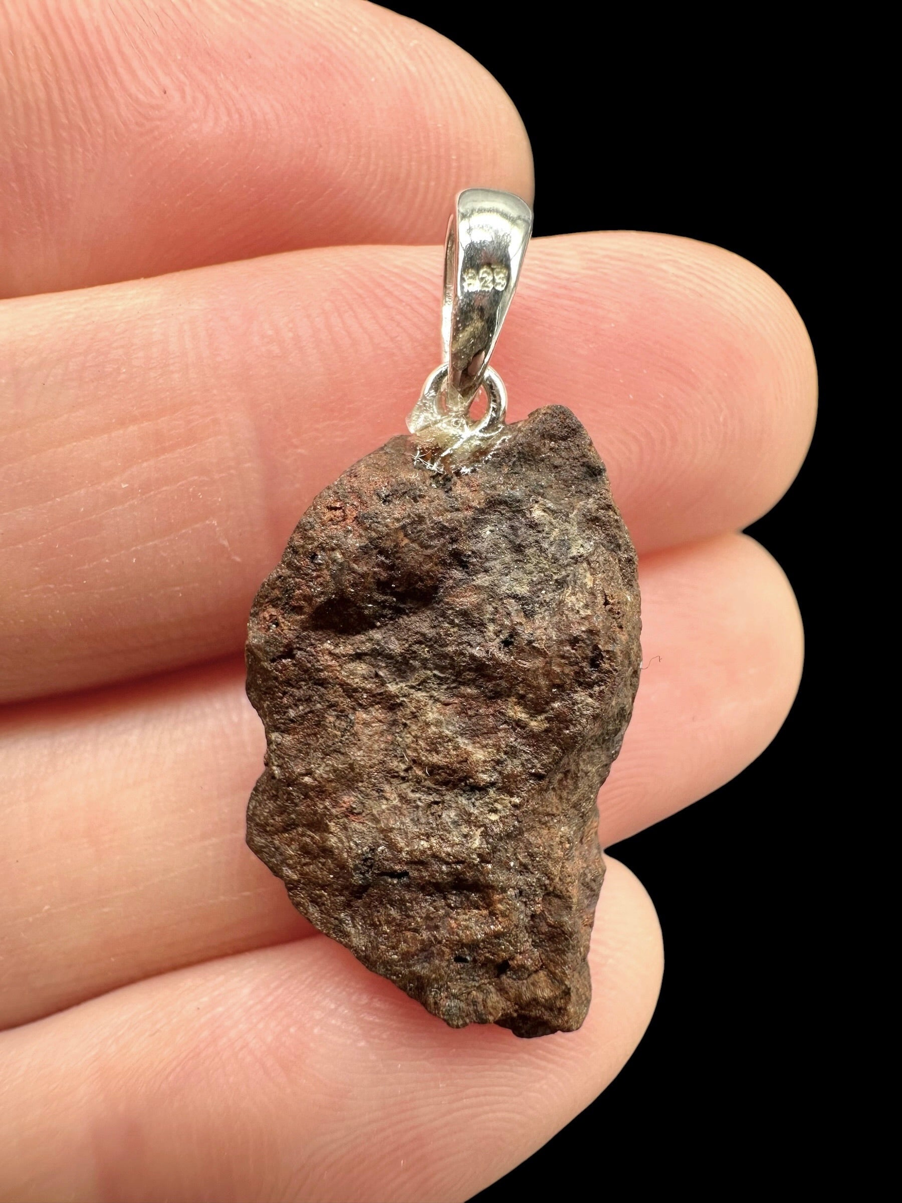 Silver Pendant with NWA X Stony Meteorite 2,9g - SP/KM01