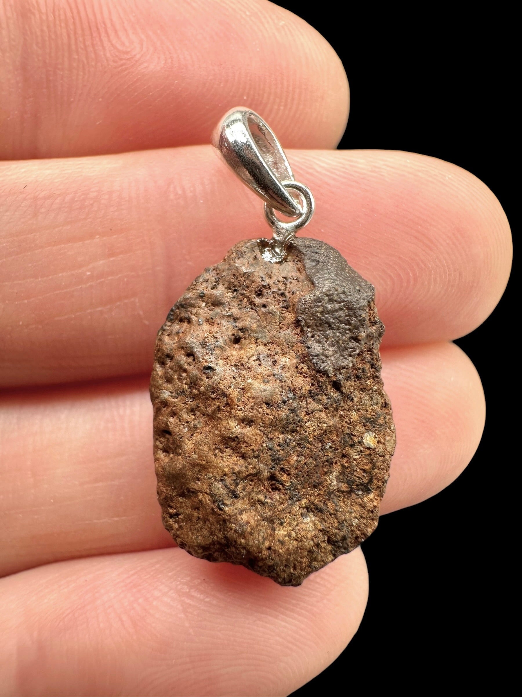 Silver Pendant with NWA X Stony Meteorite 2,8g