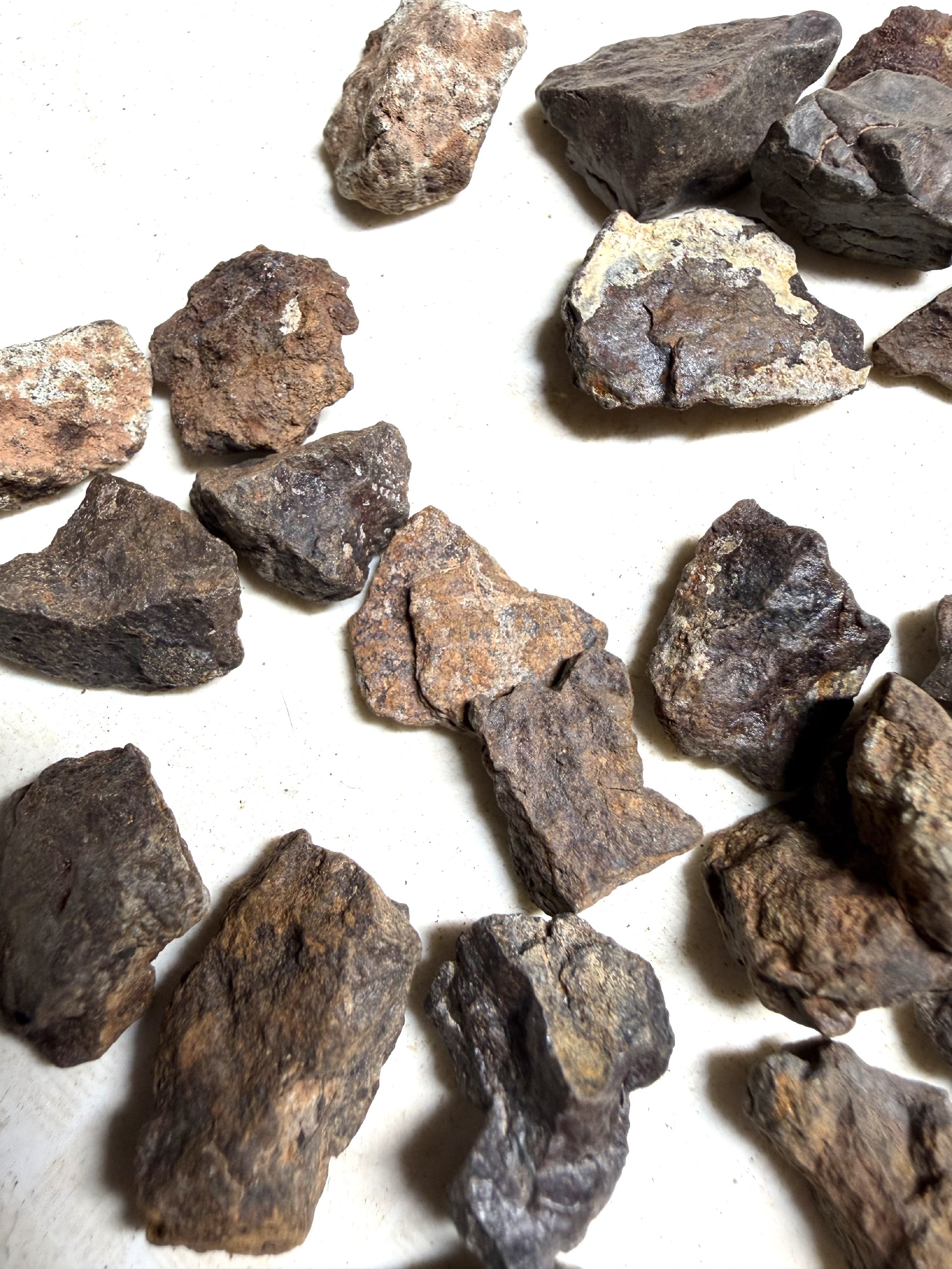 200g of NWA X stony meteorites – Northwest Africa, 2-5g - VEL35
