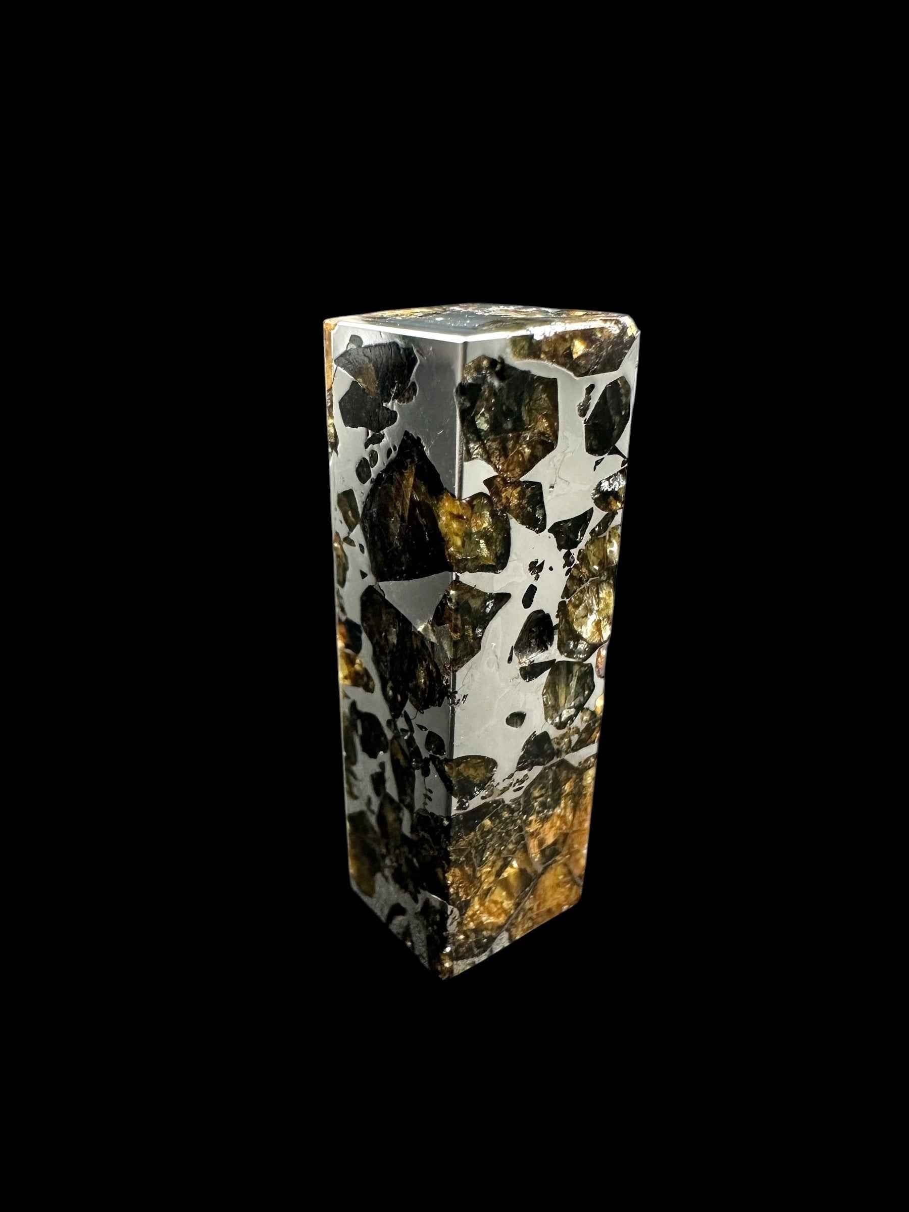 Meteorite Pallasite Seymchan – Rectangular prism 13,1g – Russia - MESM127