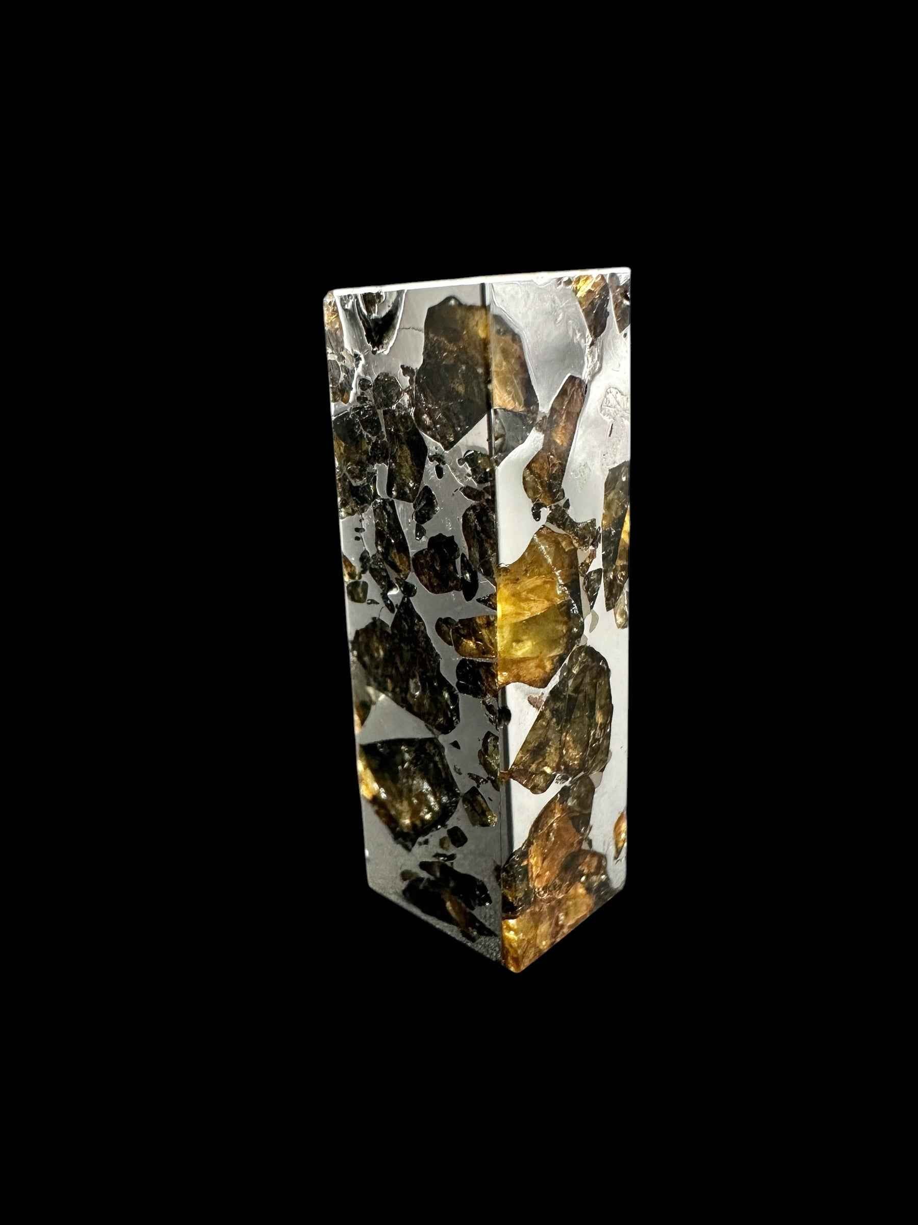 Meteorite Pallasite Seymchan – Rectangular prism 13,1g – Russia - MESM127