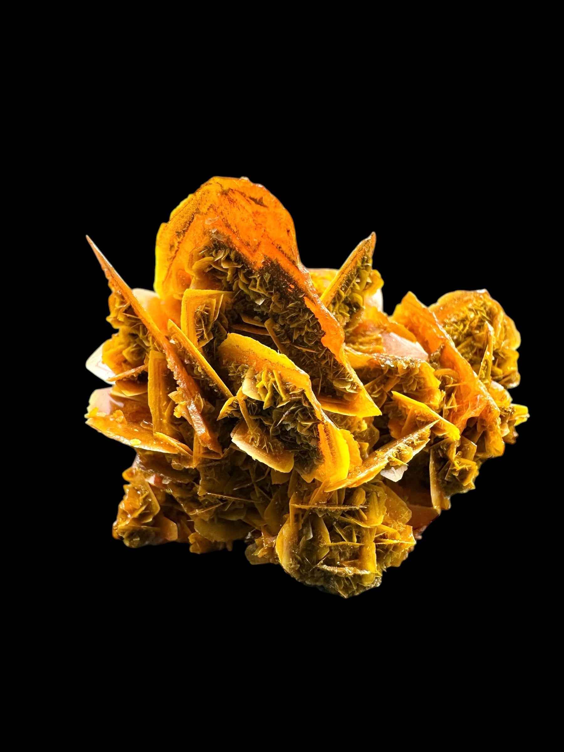 Wulfenite – Kuruktag Mountains – Xinjiang Uygur, China - WY031