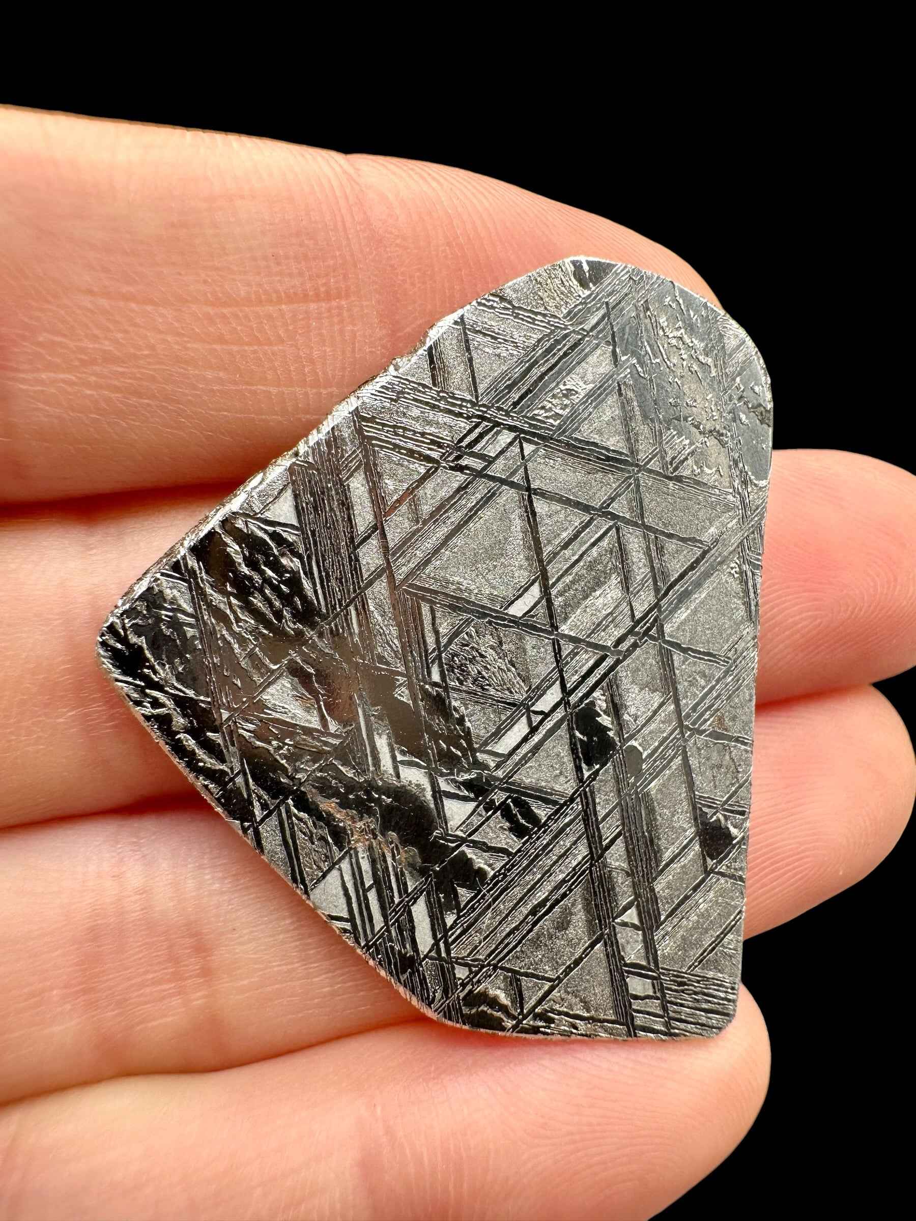 Meteorite Muonionalusta 12,9g – Extra quality – Norrbotten, Sweden - MEMO153