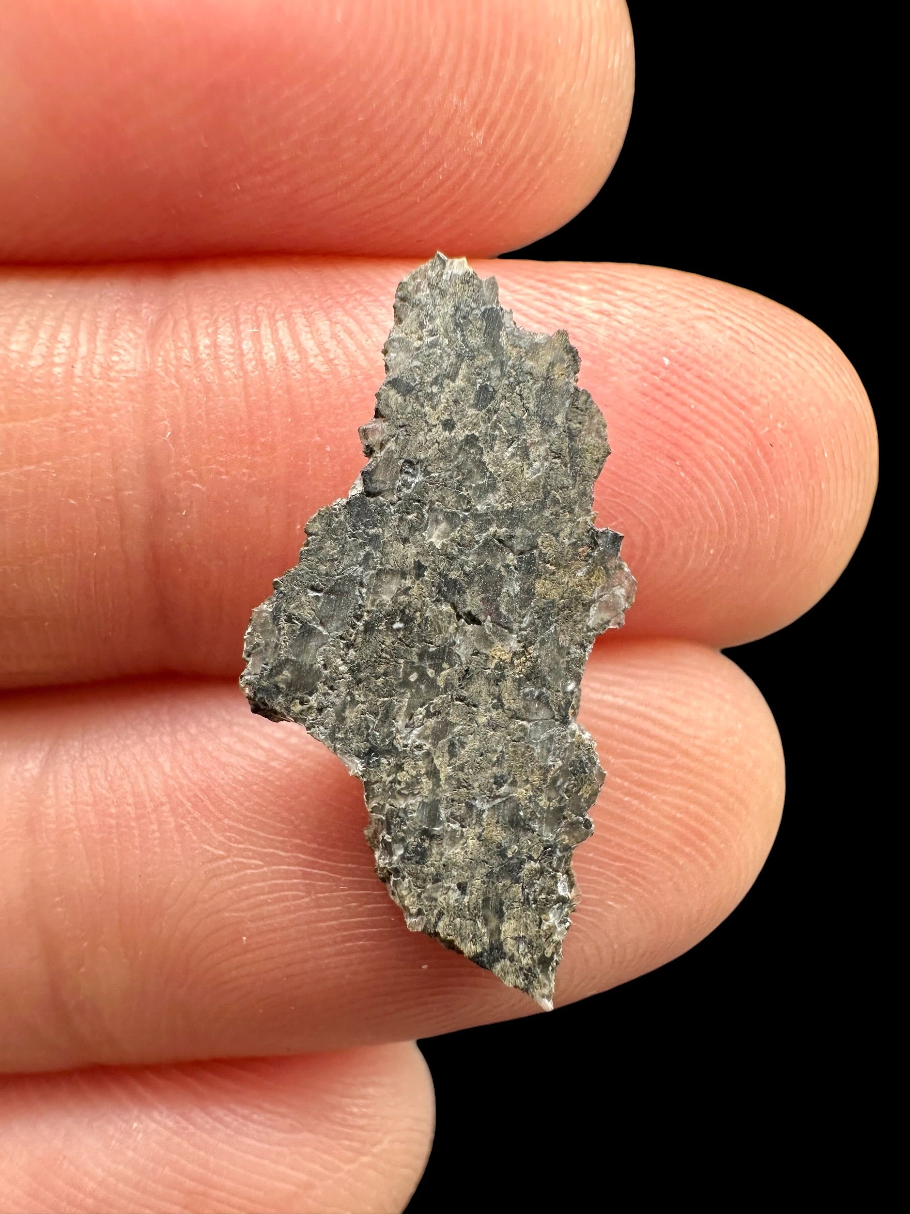 Martian Meteorite NWA 17472 – 0,4g – Northwest Africa - MENM02