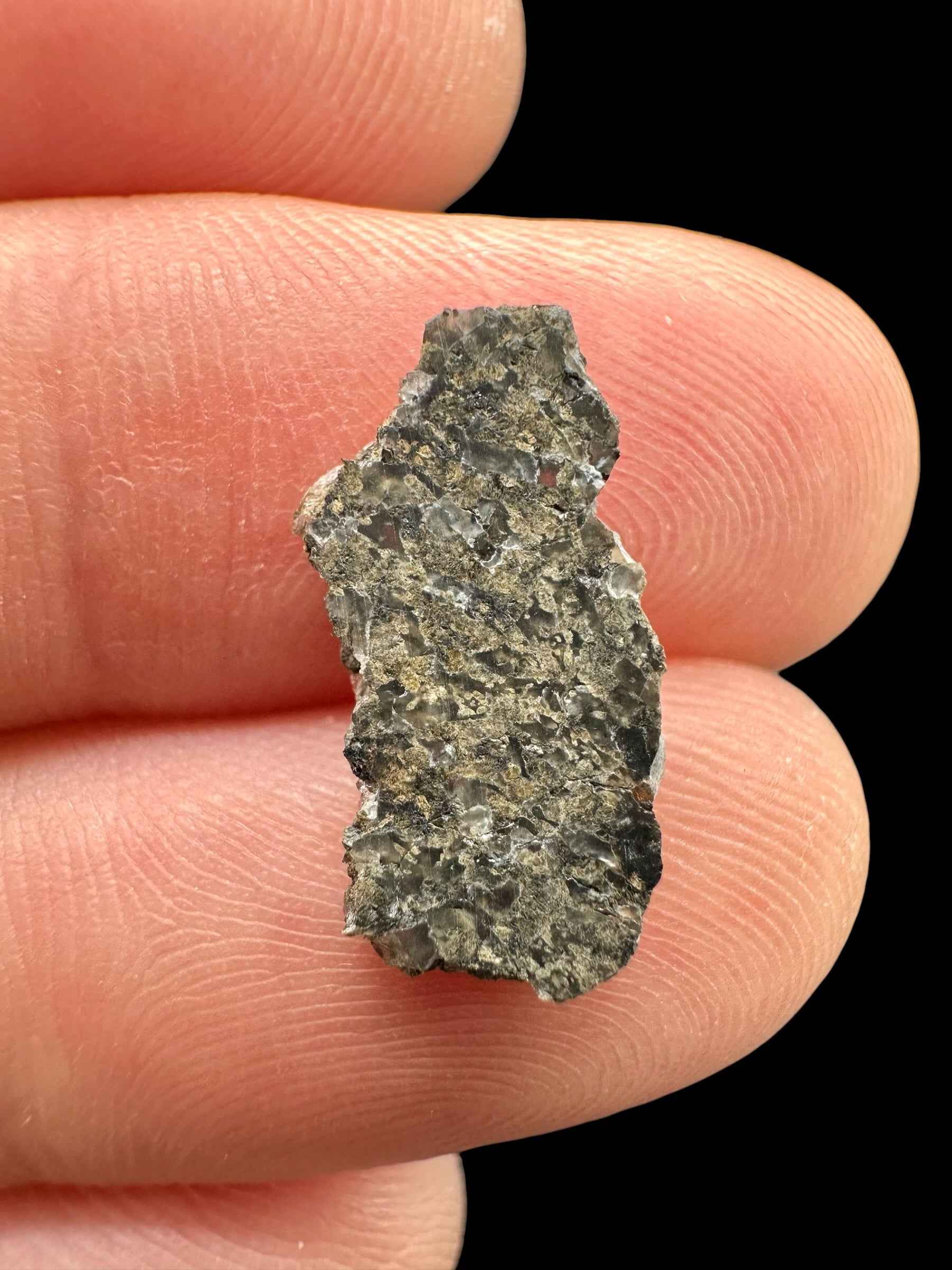 Martian Meteorite NWA 17472 – 0,3g – Northwest Africa - MENM06