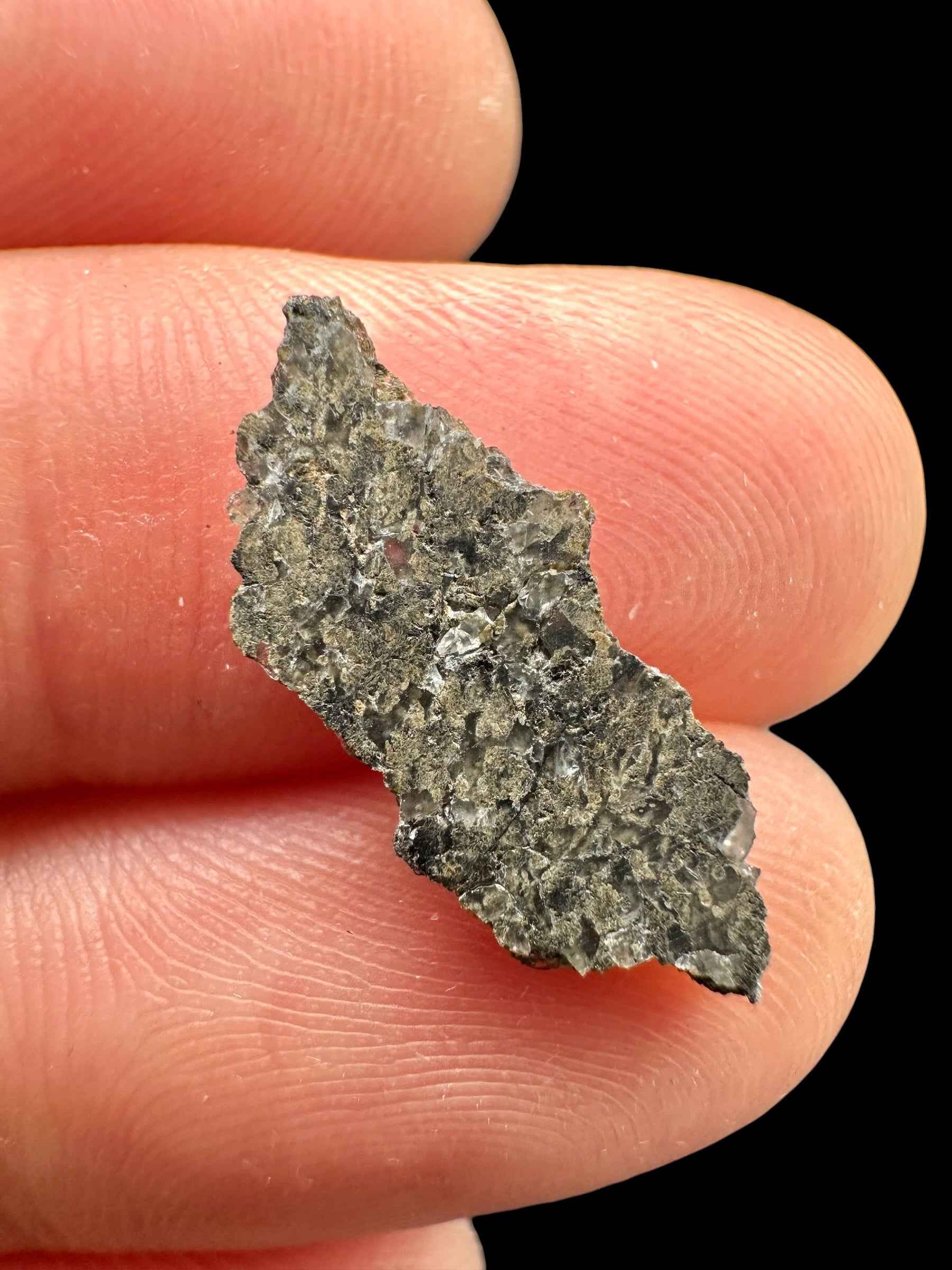 Martian Meteorite NWA 17472 – 0,3g – Northwest Africa - MENM08
