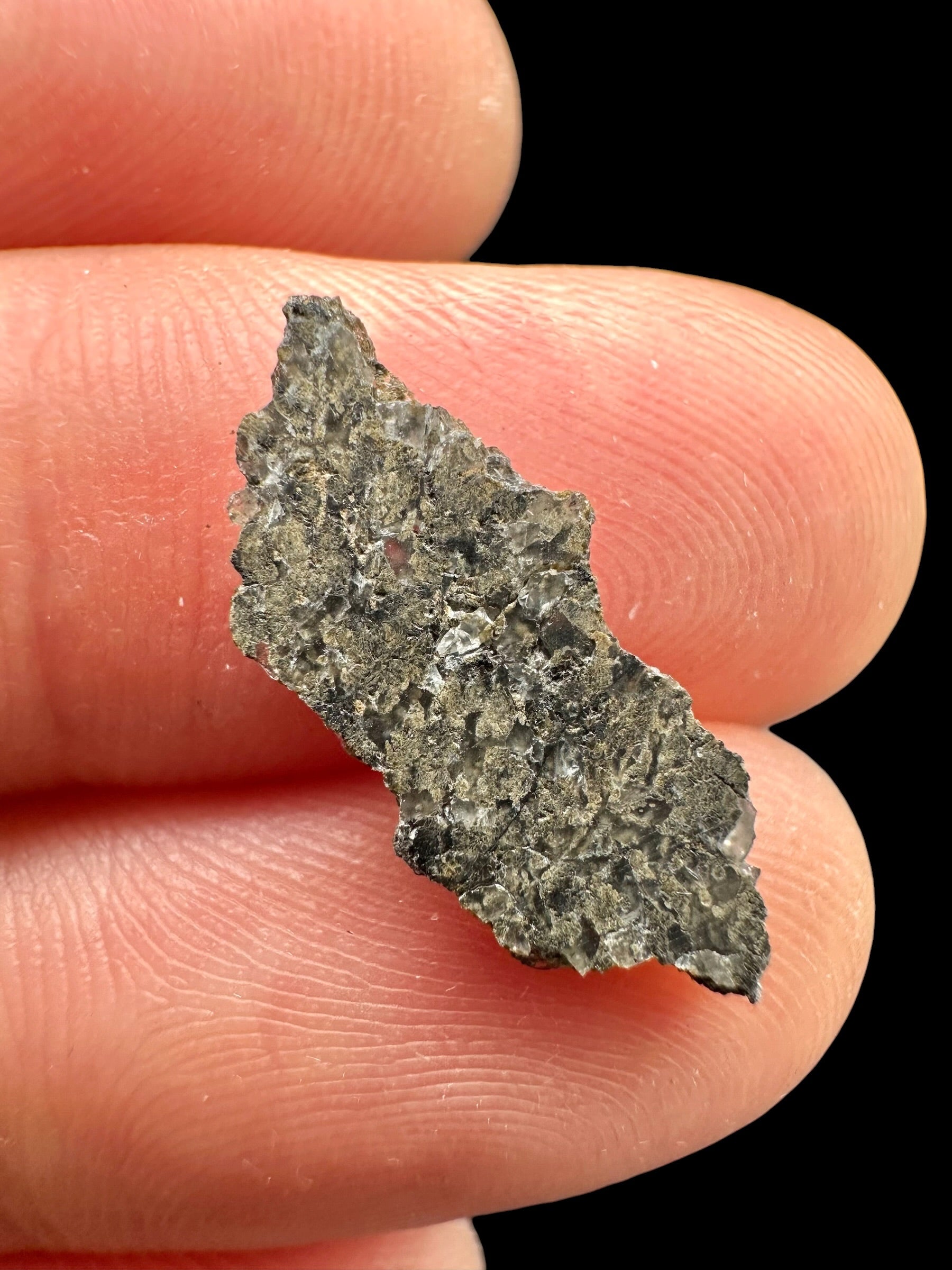 Martian Meteorite NWA 17472 – 0,3g – Northwest Africa - MENM08