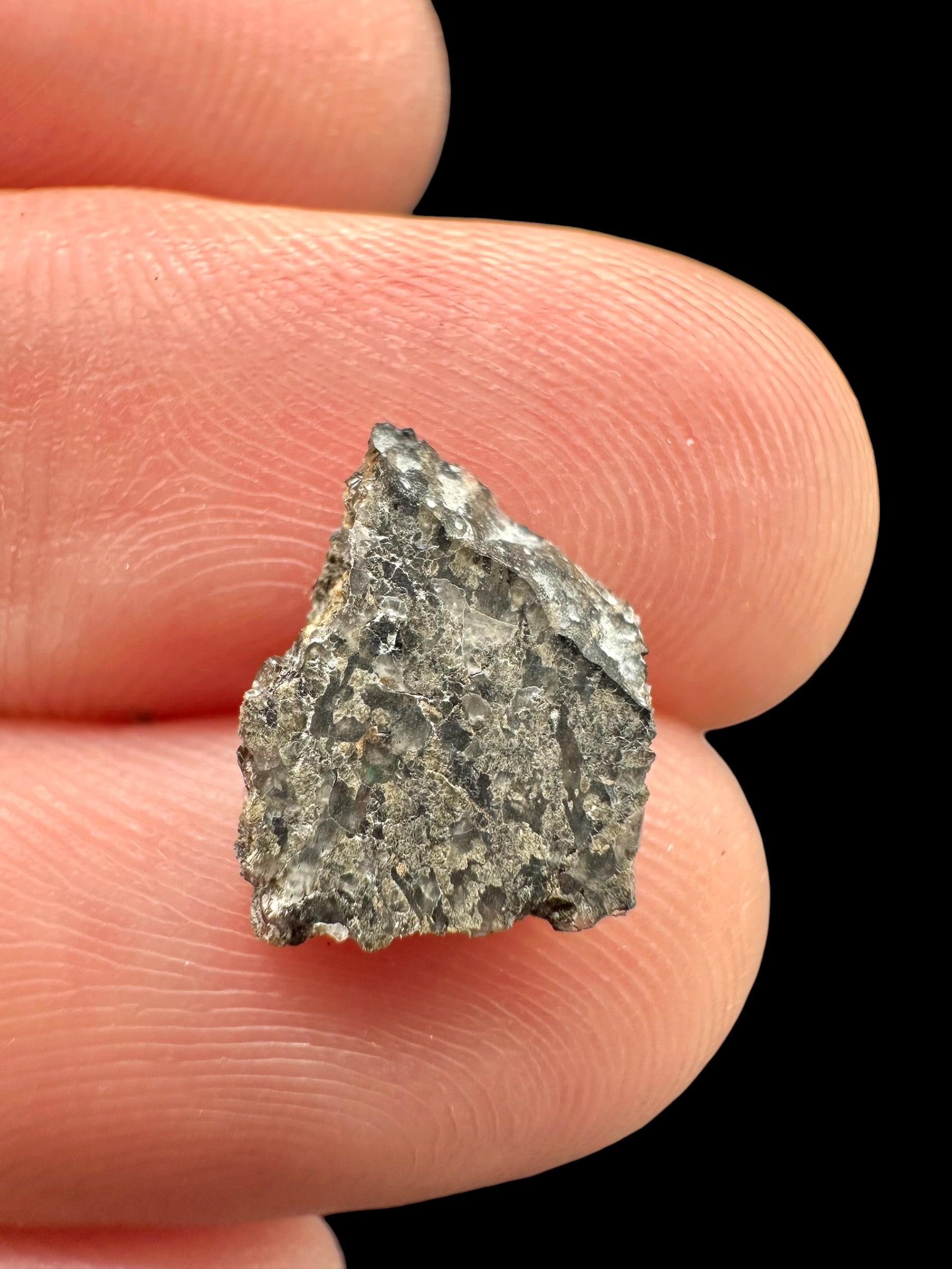 Martian Meteorite NWA 17472 – 0,2g – Northwest Africa - MENM09