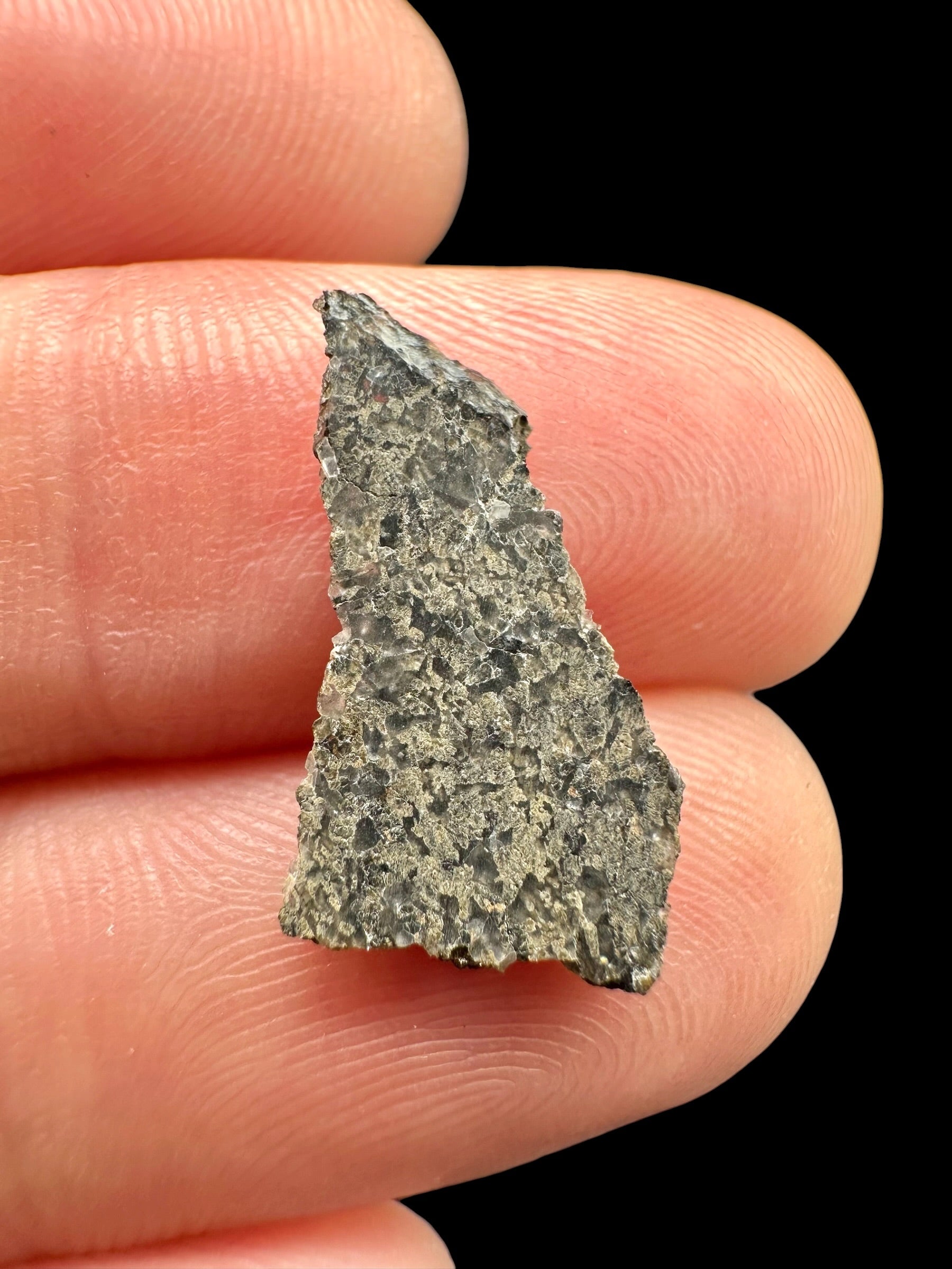 Martian Meteorite NWA 17472 – 0,3g – Northwest Africa - MENM10