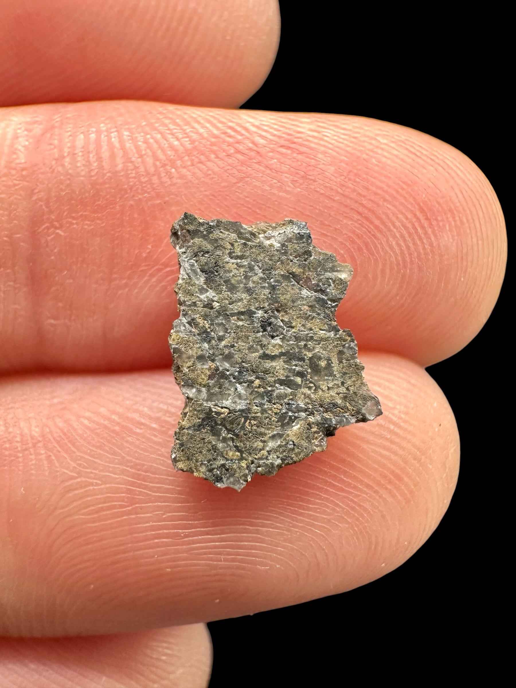 Martian Meteorite NWA 17472 – 0,2g – Northwest Africa - MENM11