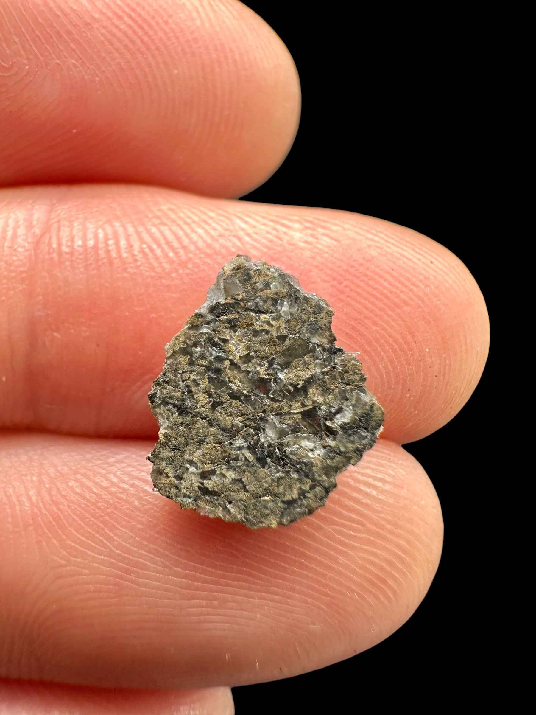 Martian Meteorite NWA 17472 – 0,3g – Northwest Africa - MENM13