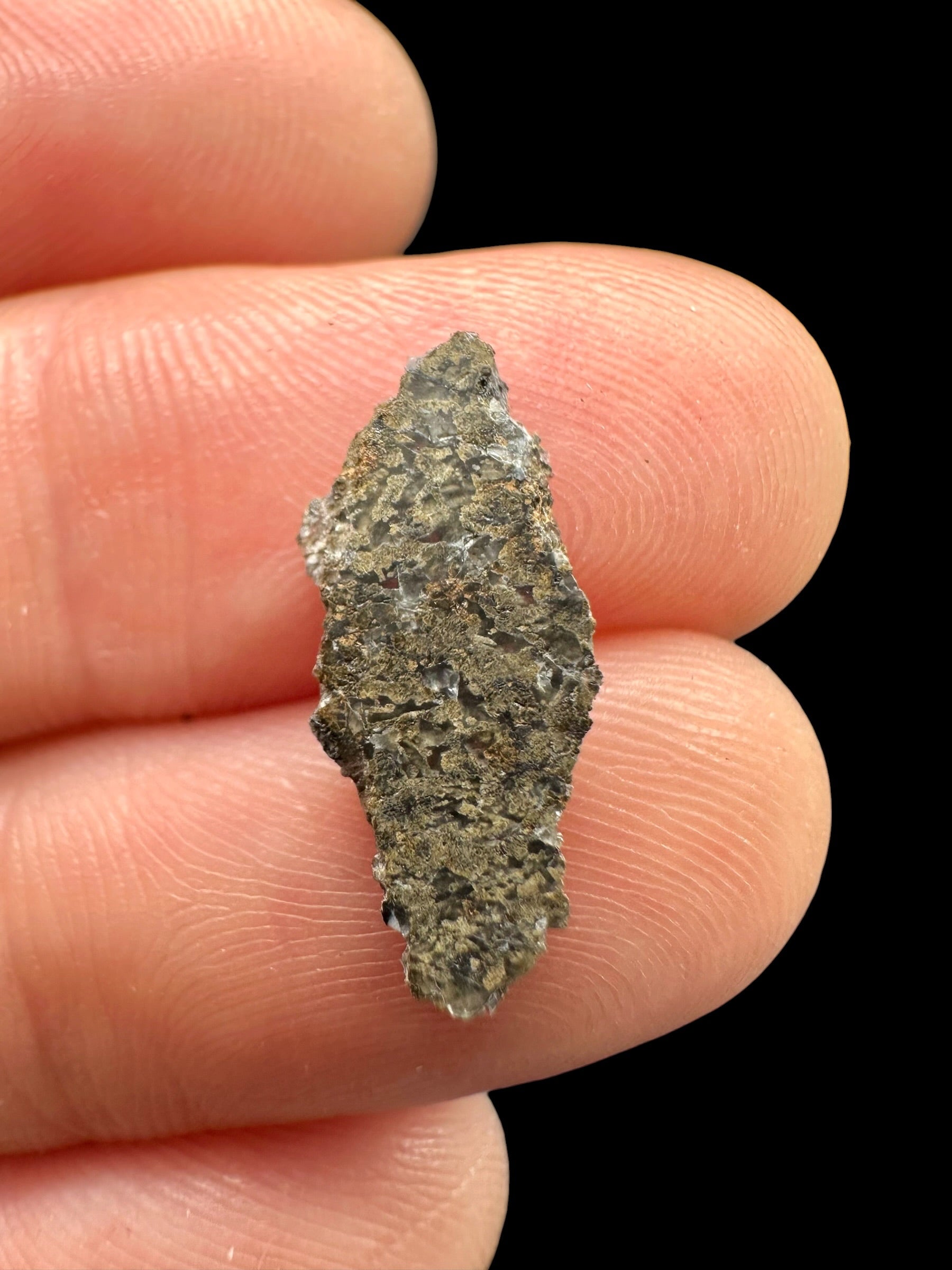 Martian Meteorite NWA 17472 – 0,3g – Northwest Africa - MENM14
