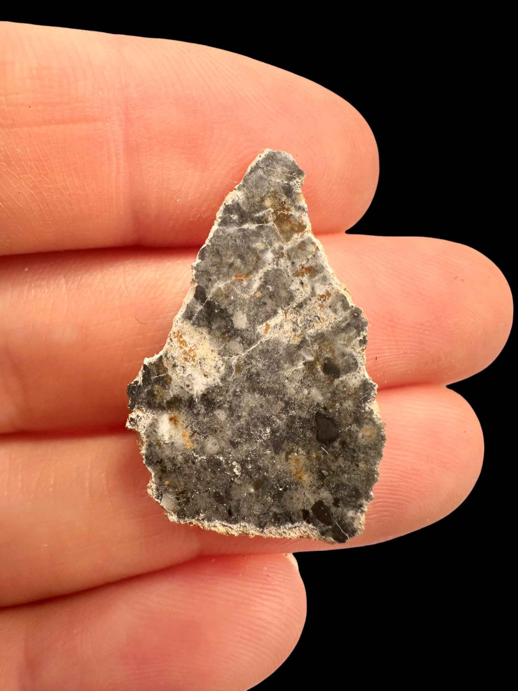 Meteorite lunare Bechar 007 – 2,6g – Algeria / endcut - MEBA189