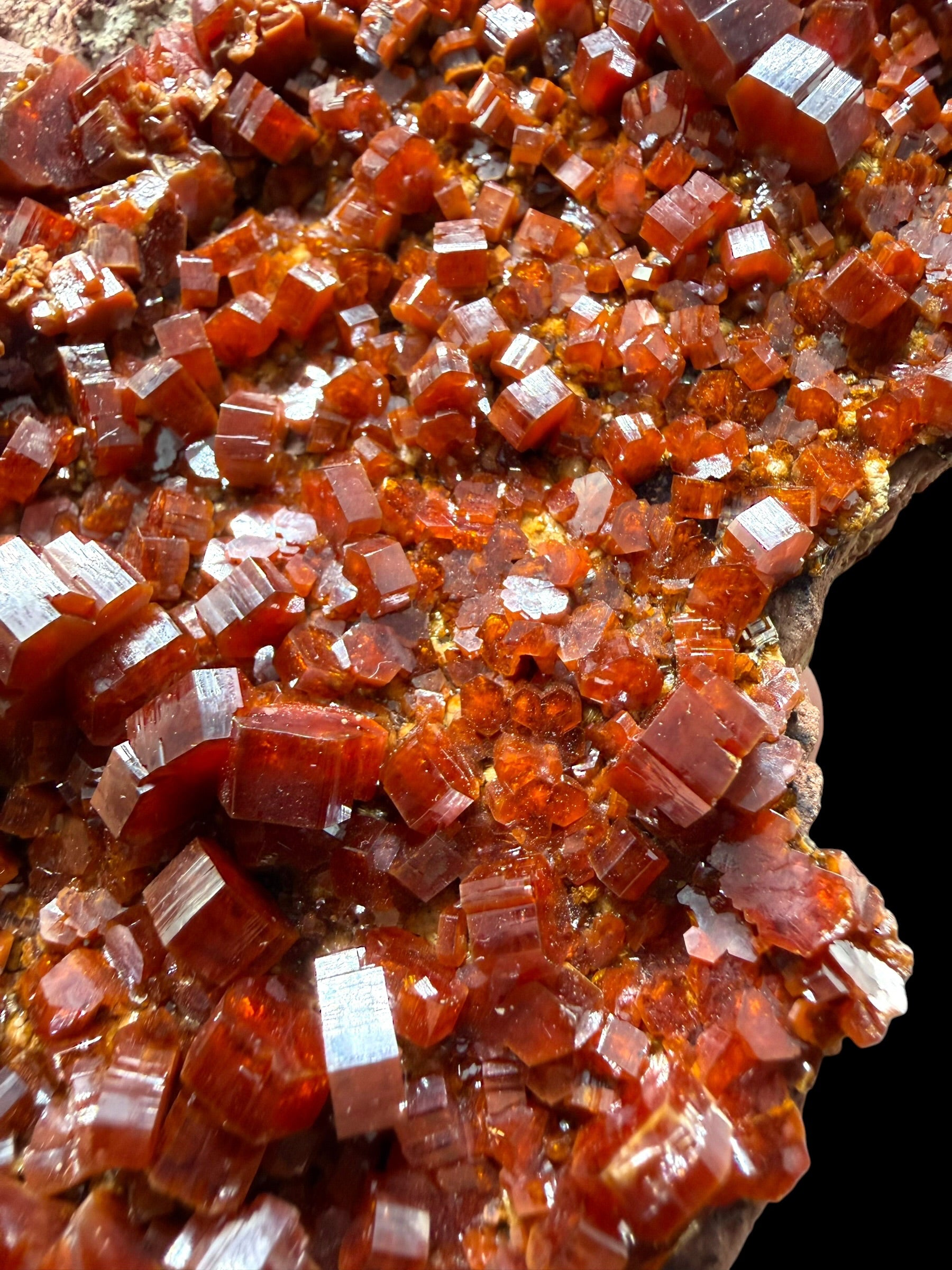 Vanadinite TOP quality – Mibladen, Midelt, Morocco - VN177
