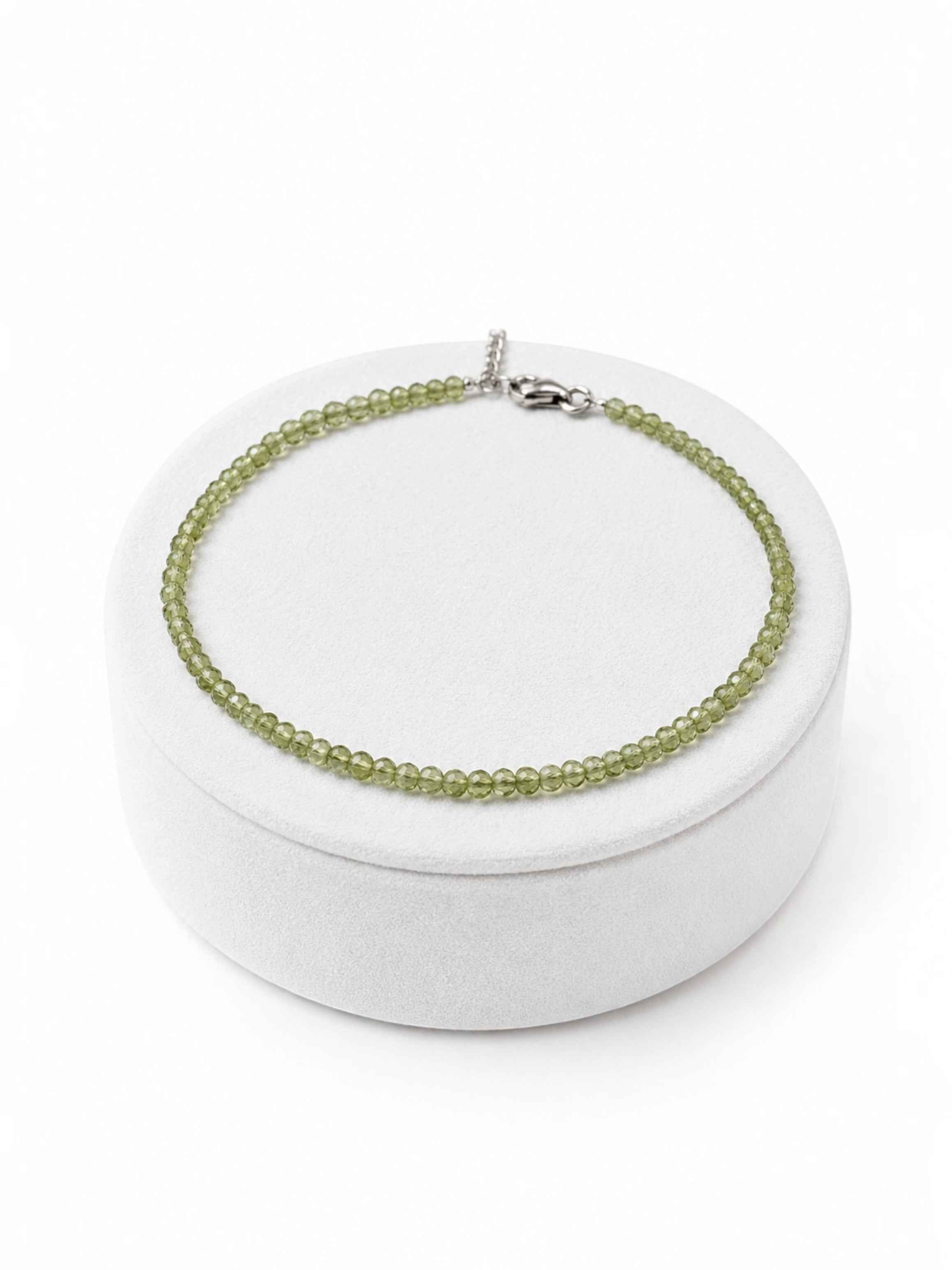 Peridote bracelet – Faceted 2 mm Beads – 925 Silver Clasp - NAR44