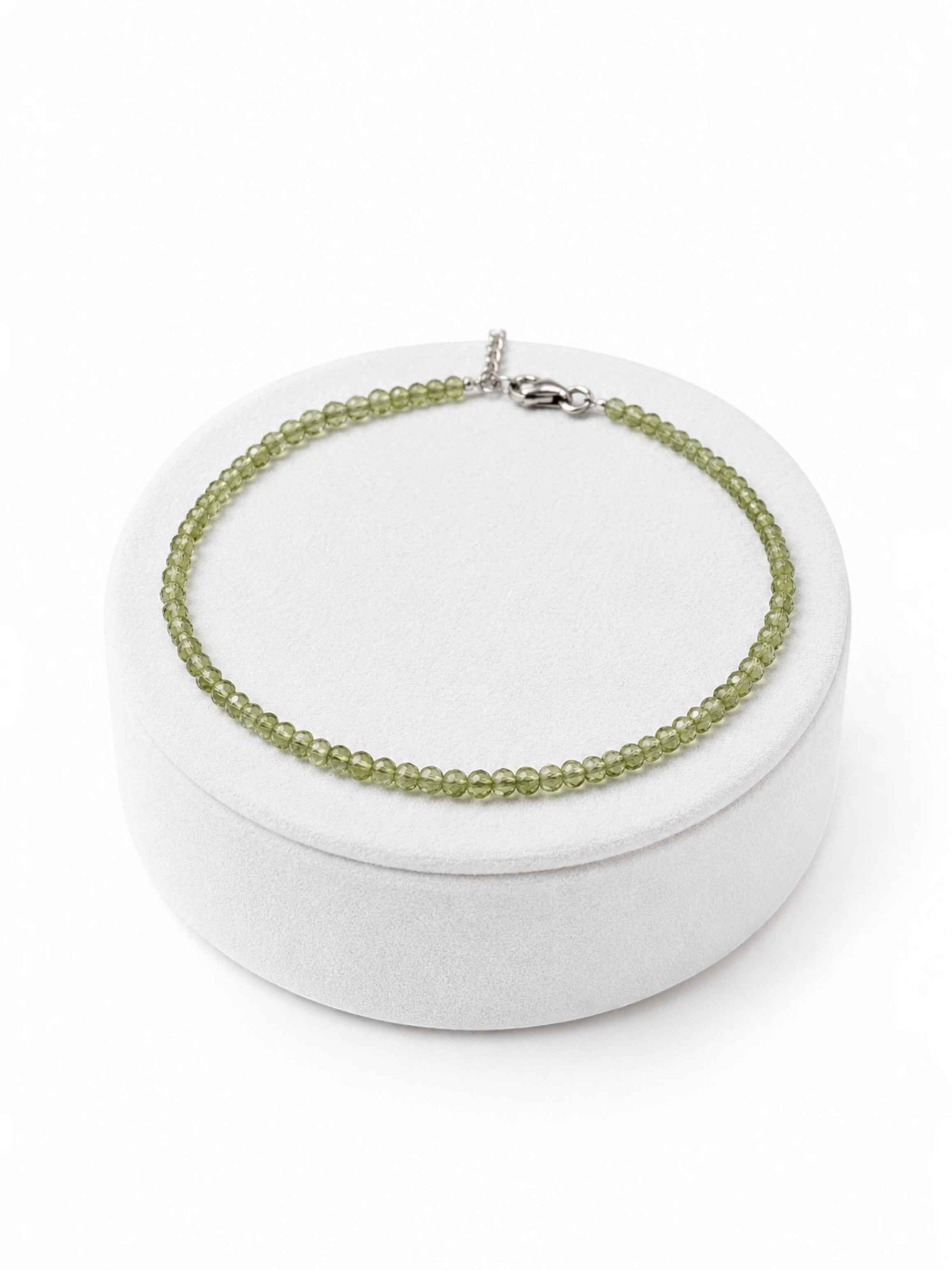 Peridote bracelet – Faceted 2 mm Beads – 925 Silver Clasp - NAR44