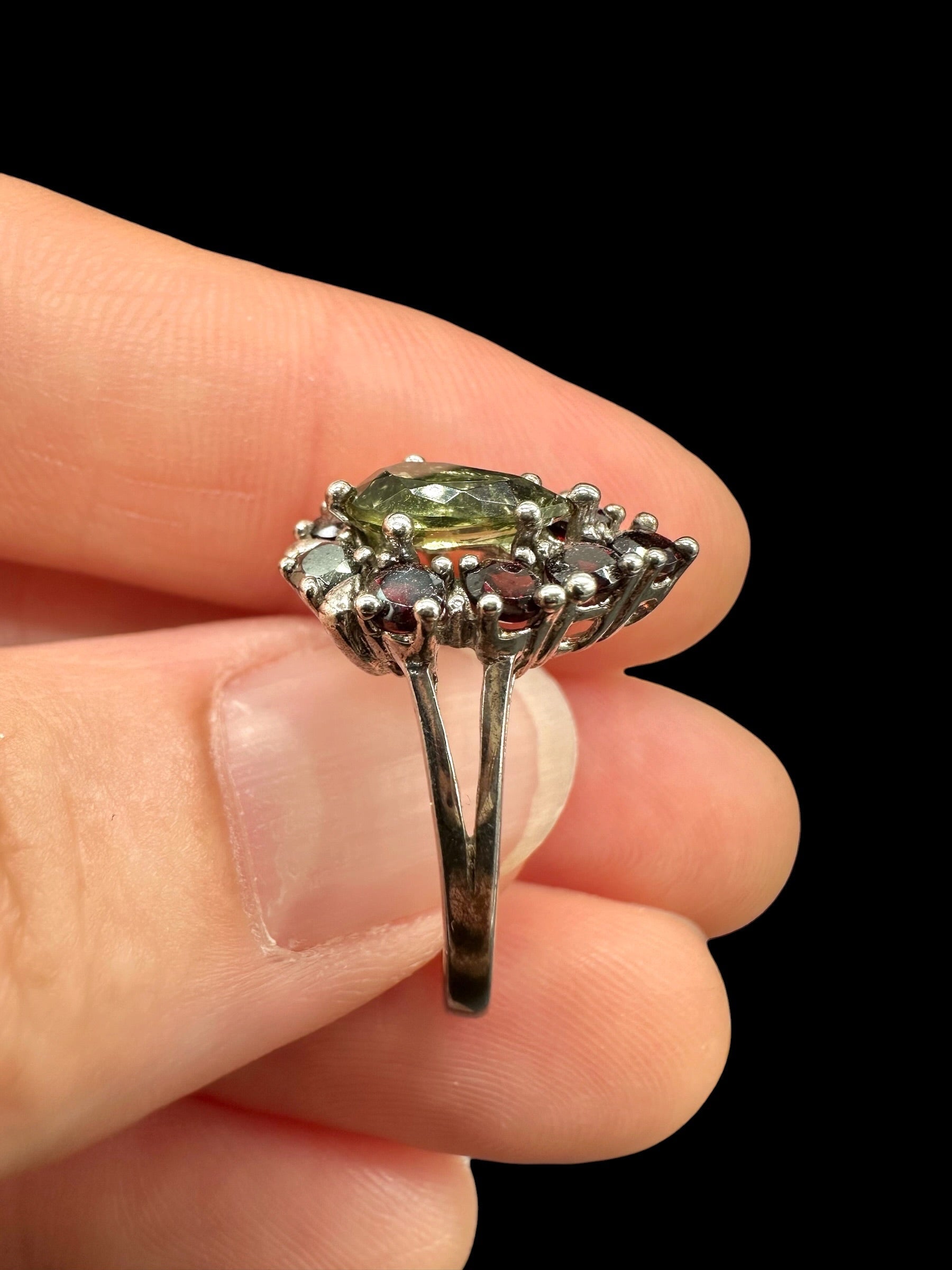 Silver ring with faceted moldavites and garnets size 50 - VP68
