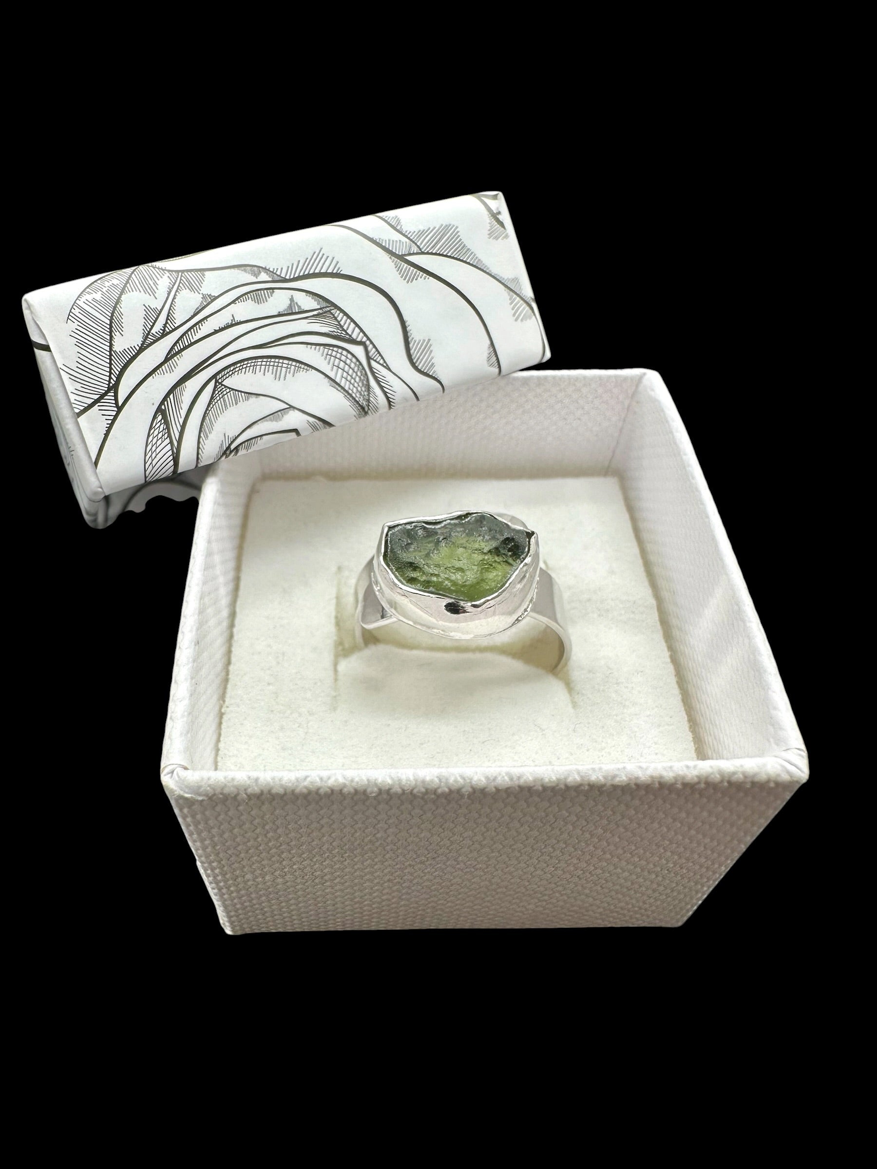 Silver ring with moldavite – Adjustable size - VP72