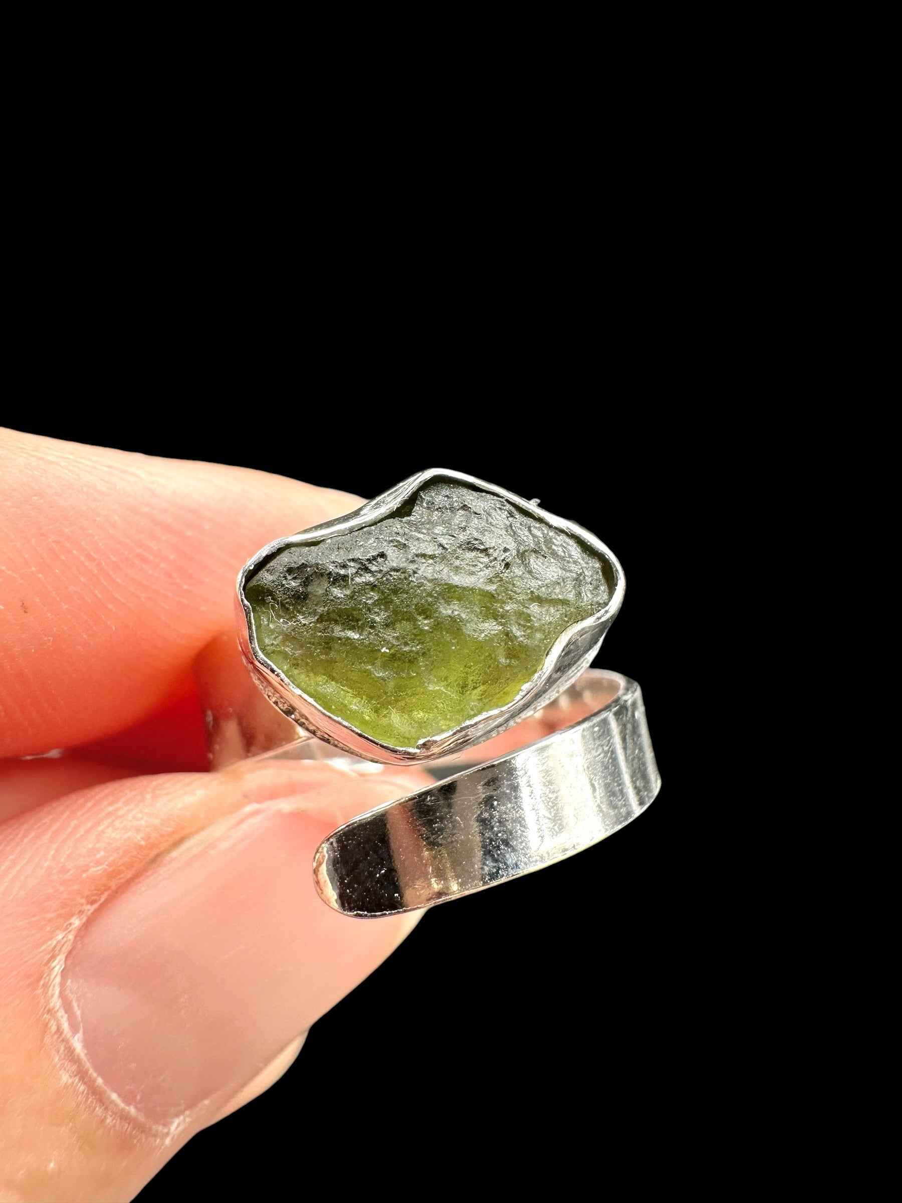 Argento ring with moldavite – Adjustable size - VP73