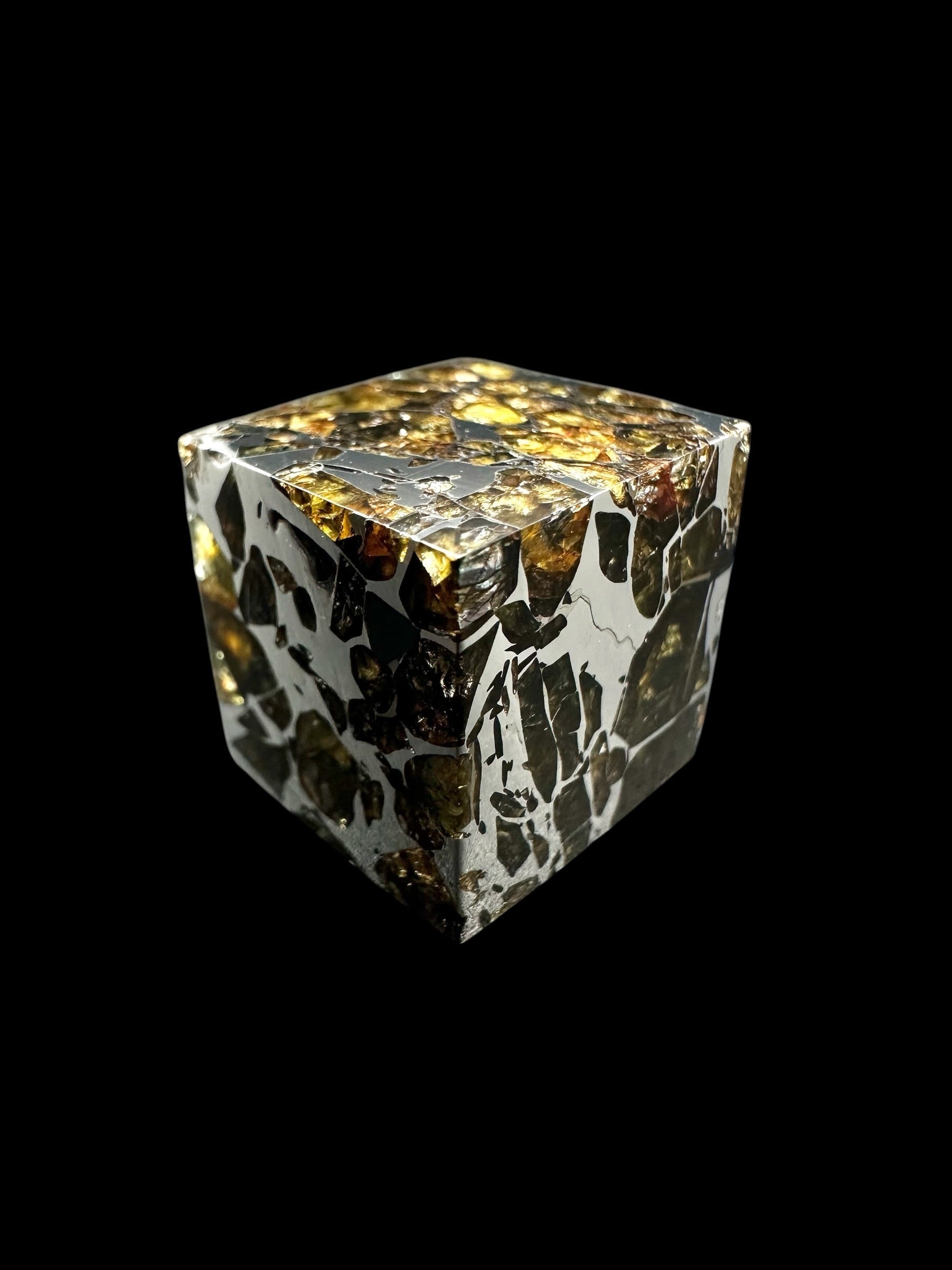 Meteorite Seymchan – pallasite cube 15,5g – Russia