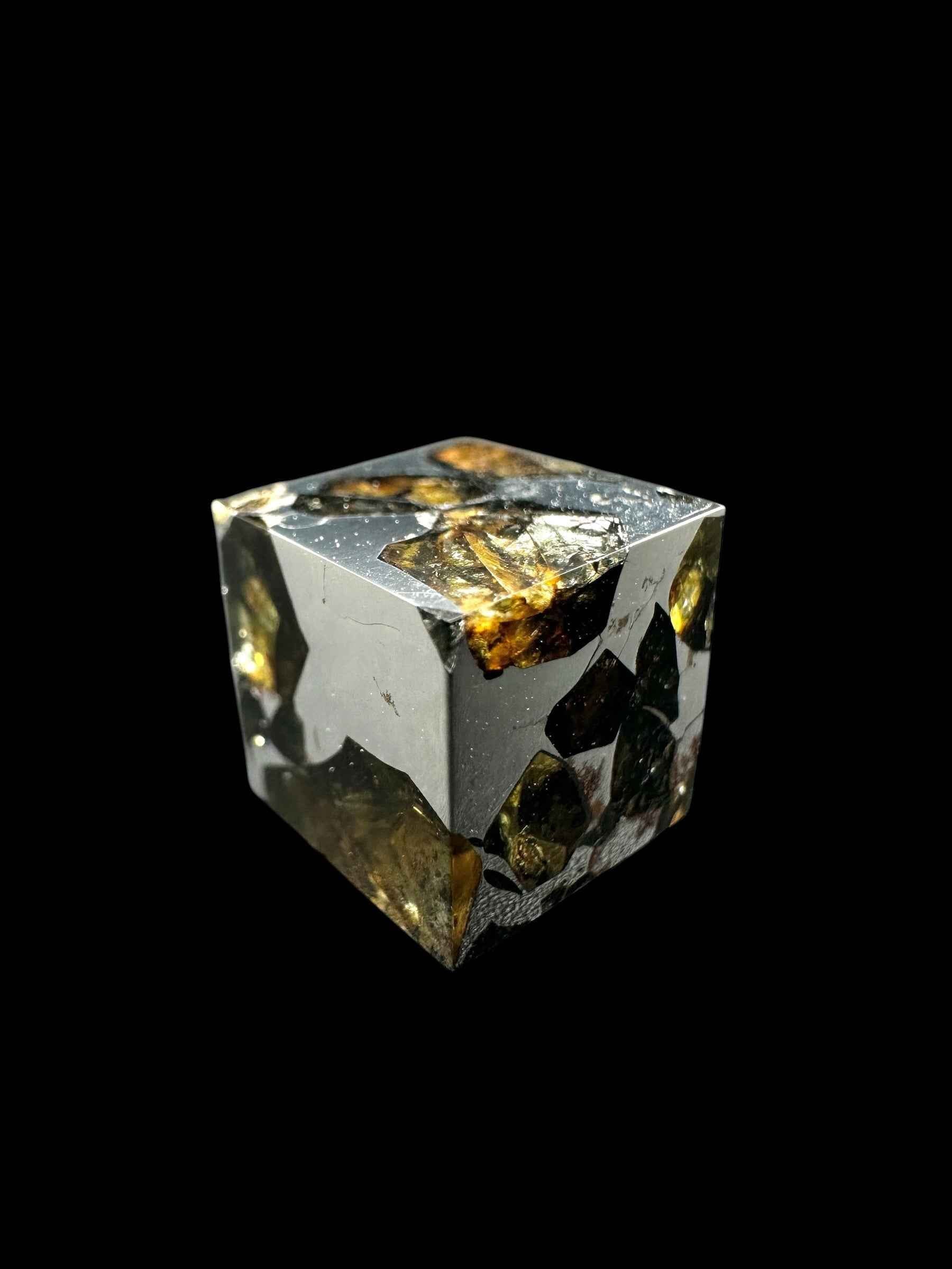 Meteorite Seymchan – pallasite cube 5,2g – Russia - MESM130