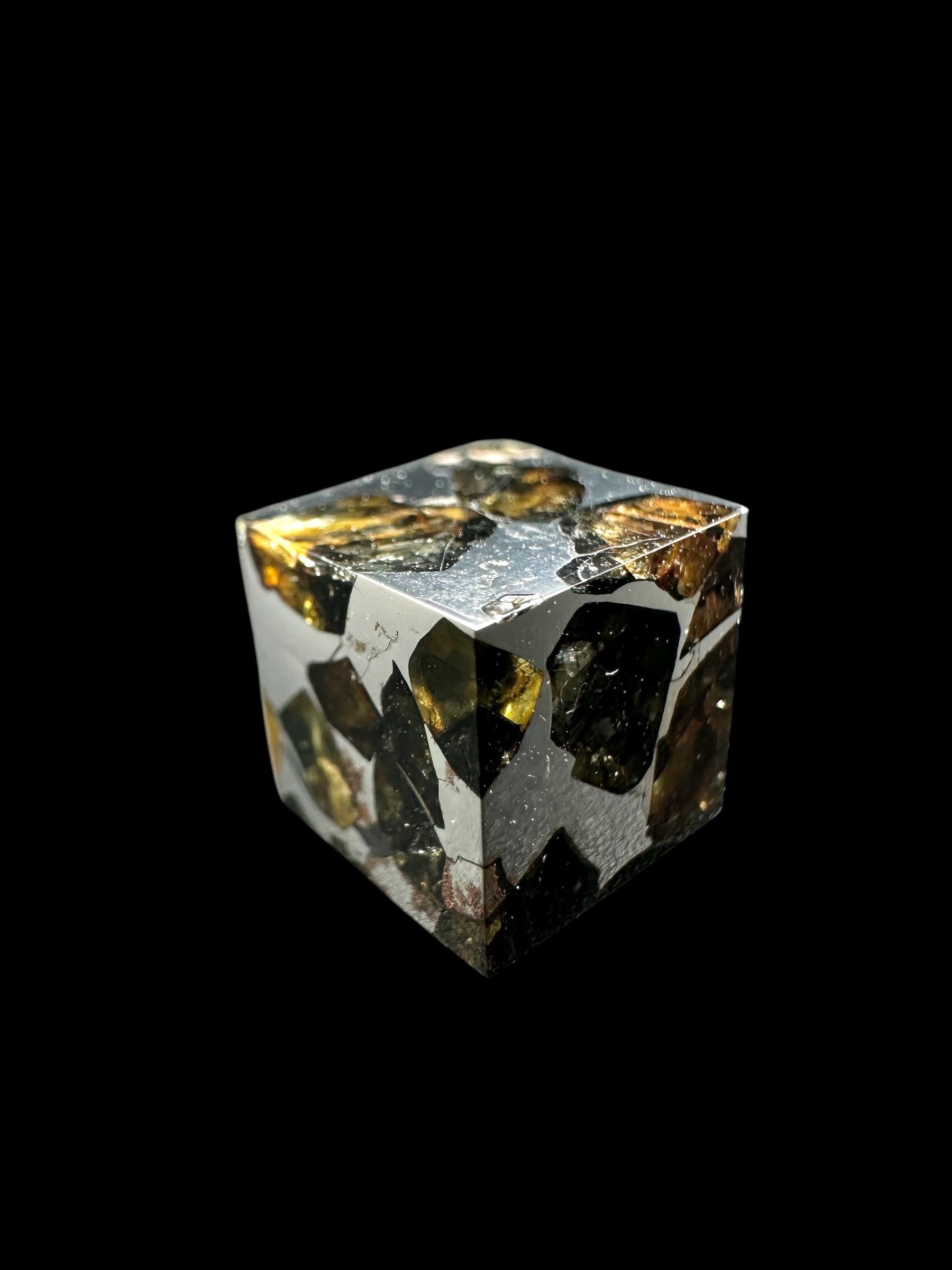 Meteorite Seymchan – pallasite cube 5,2g – Russia - MESM130