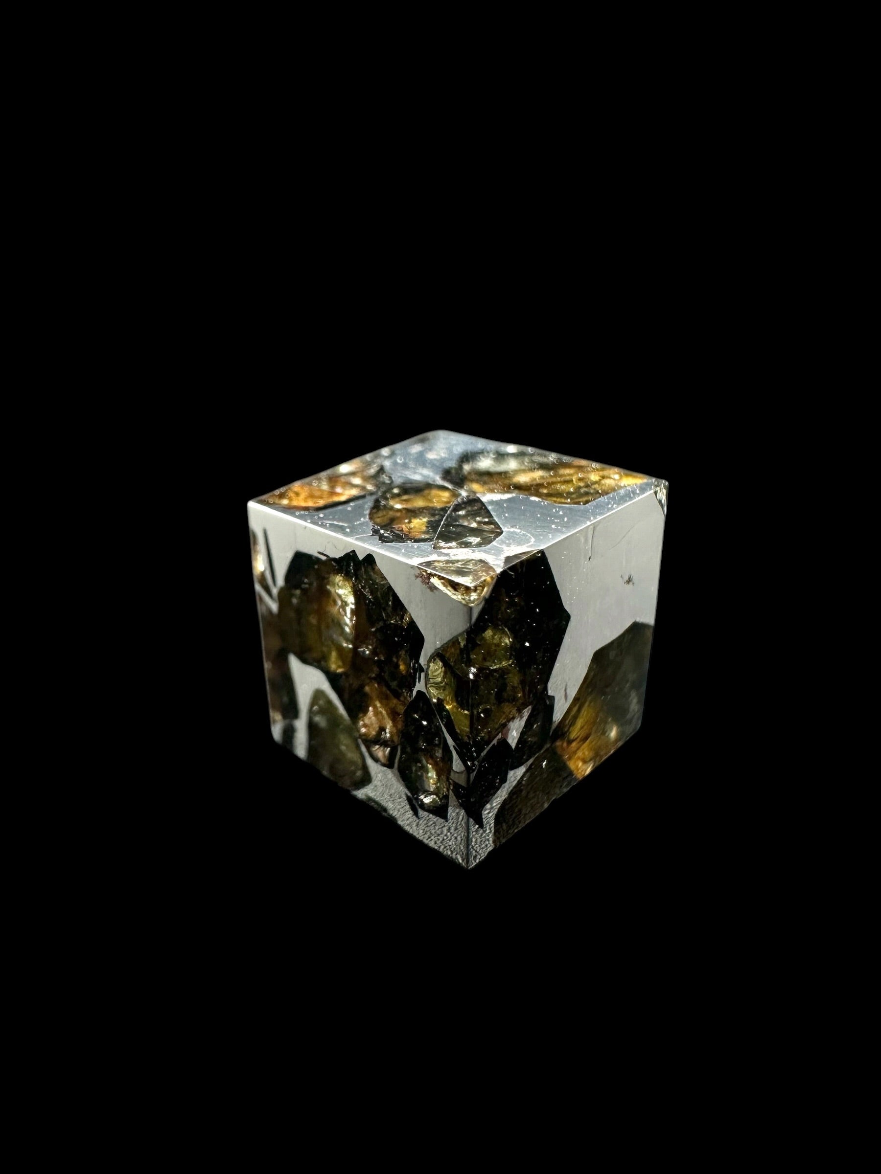 Meteorite Seymchan – pallasite cube 5,2g – Russia