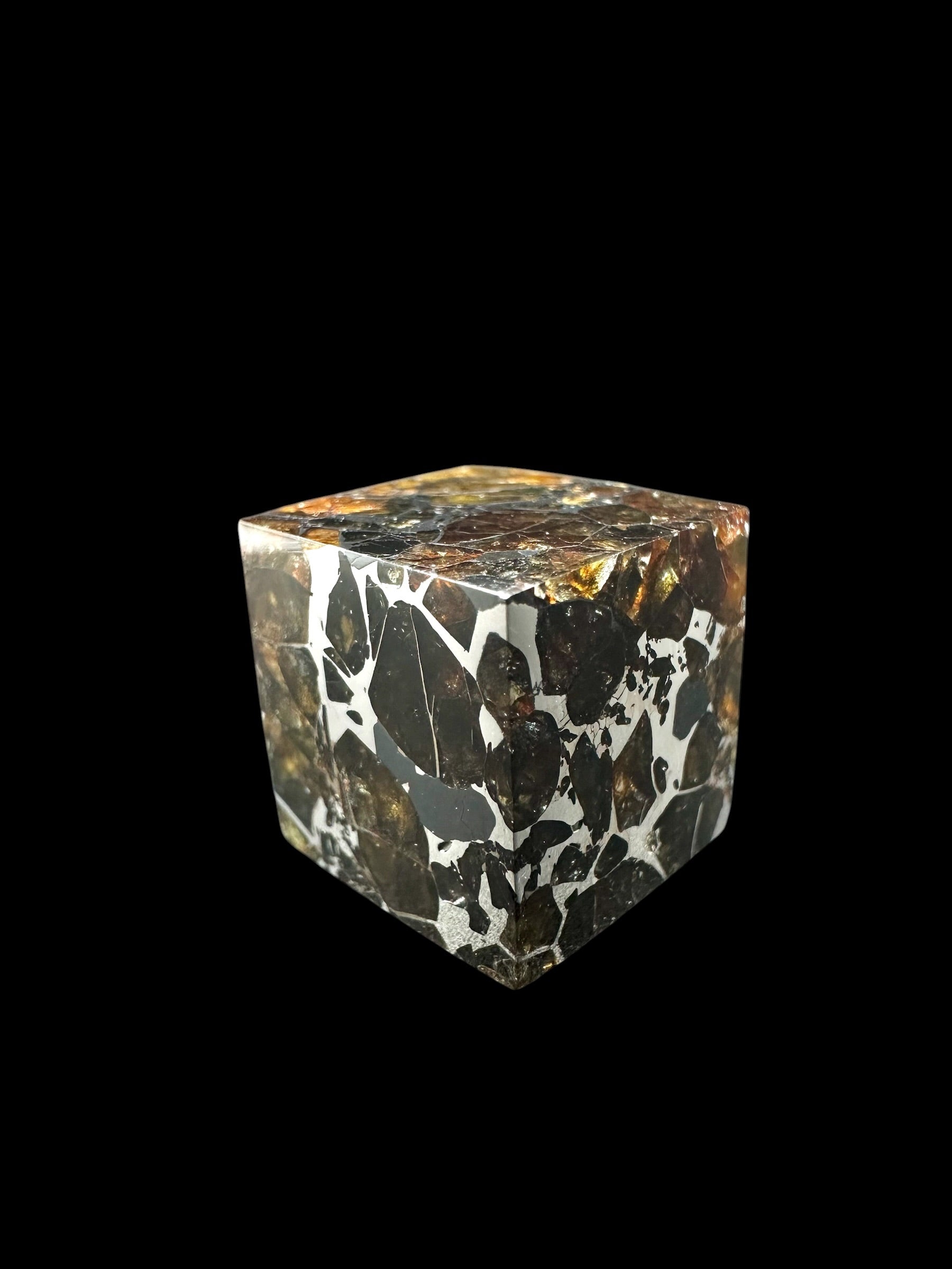 Meteorite Seymchan – pallasite cube 15,6g – Russia - MESM133