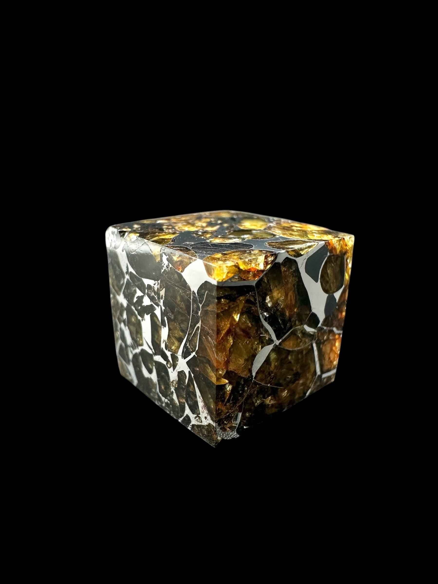 Meteorite Seymchan – pallasite cube 15,6g – Russia - MESM133
