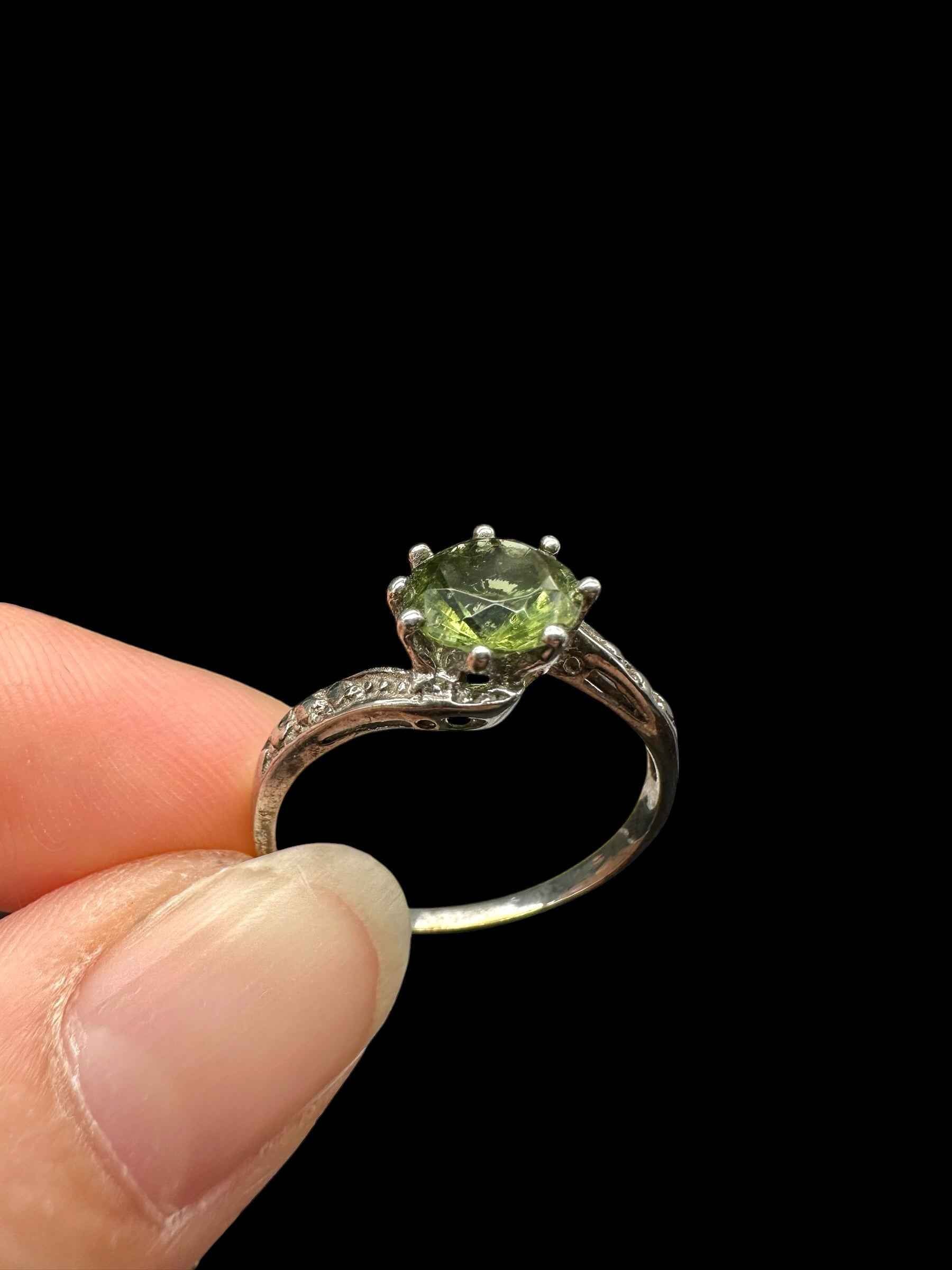 Argento ring with Moldavite faccettata size 61 - VP80