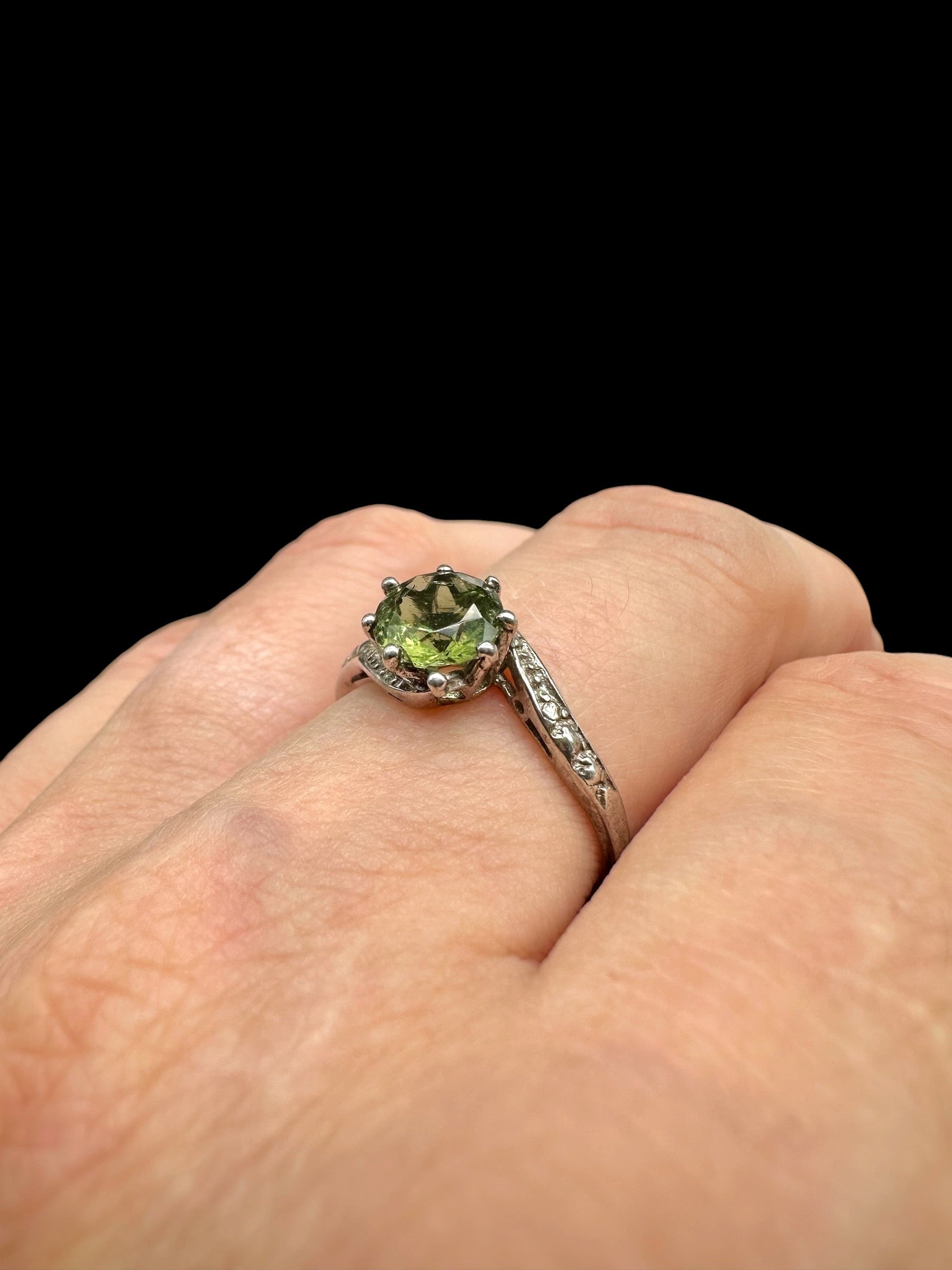 Silver ring with faceted moldavite size 61 - VP80
