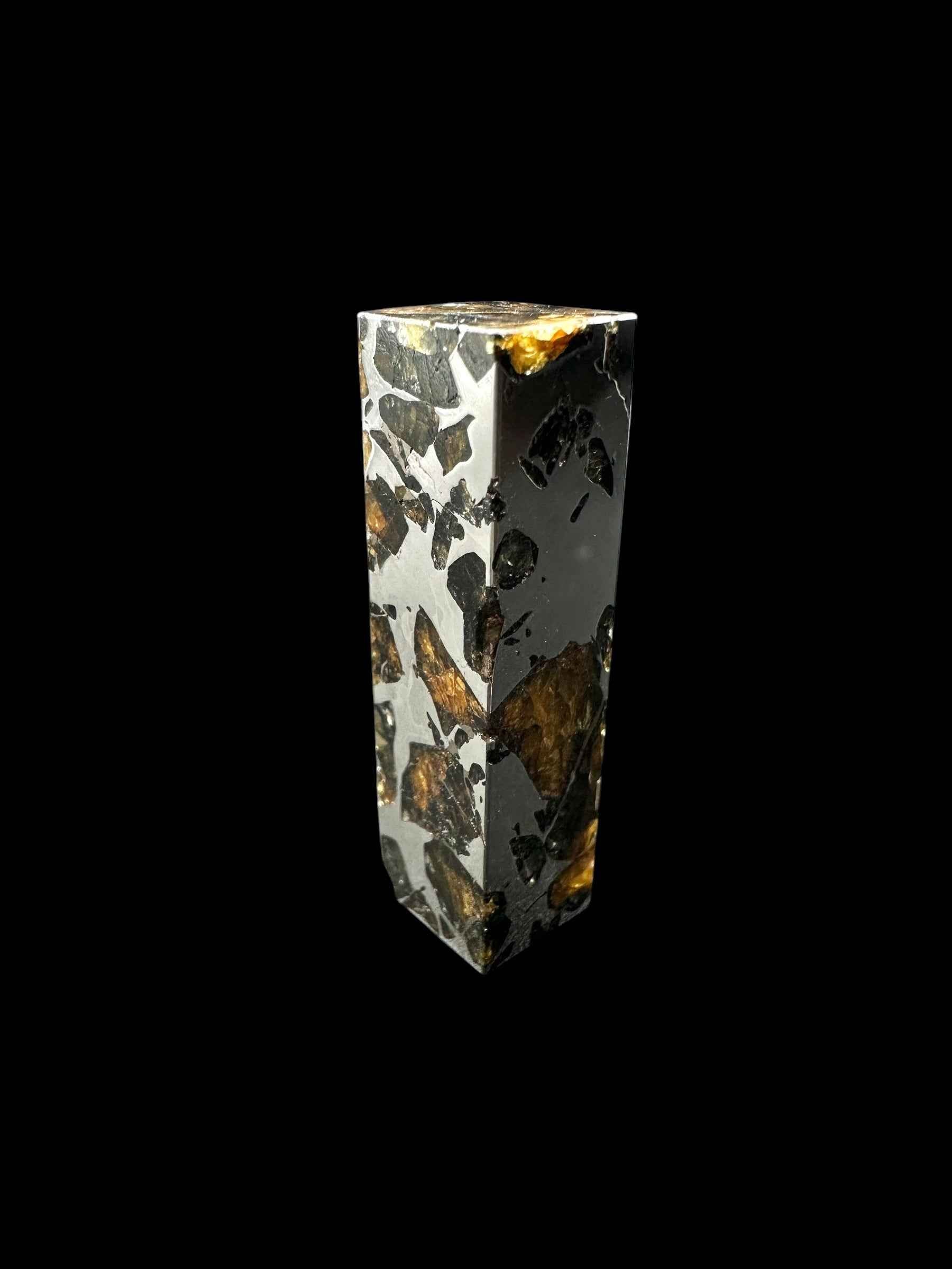 Meteorite Pallasite Seymchan – Rectangular prism 9,4g – Russia - MESM136