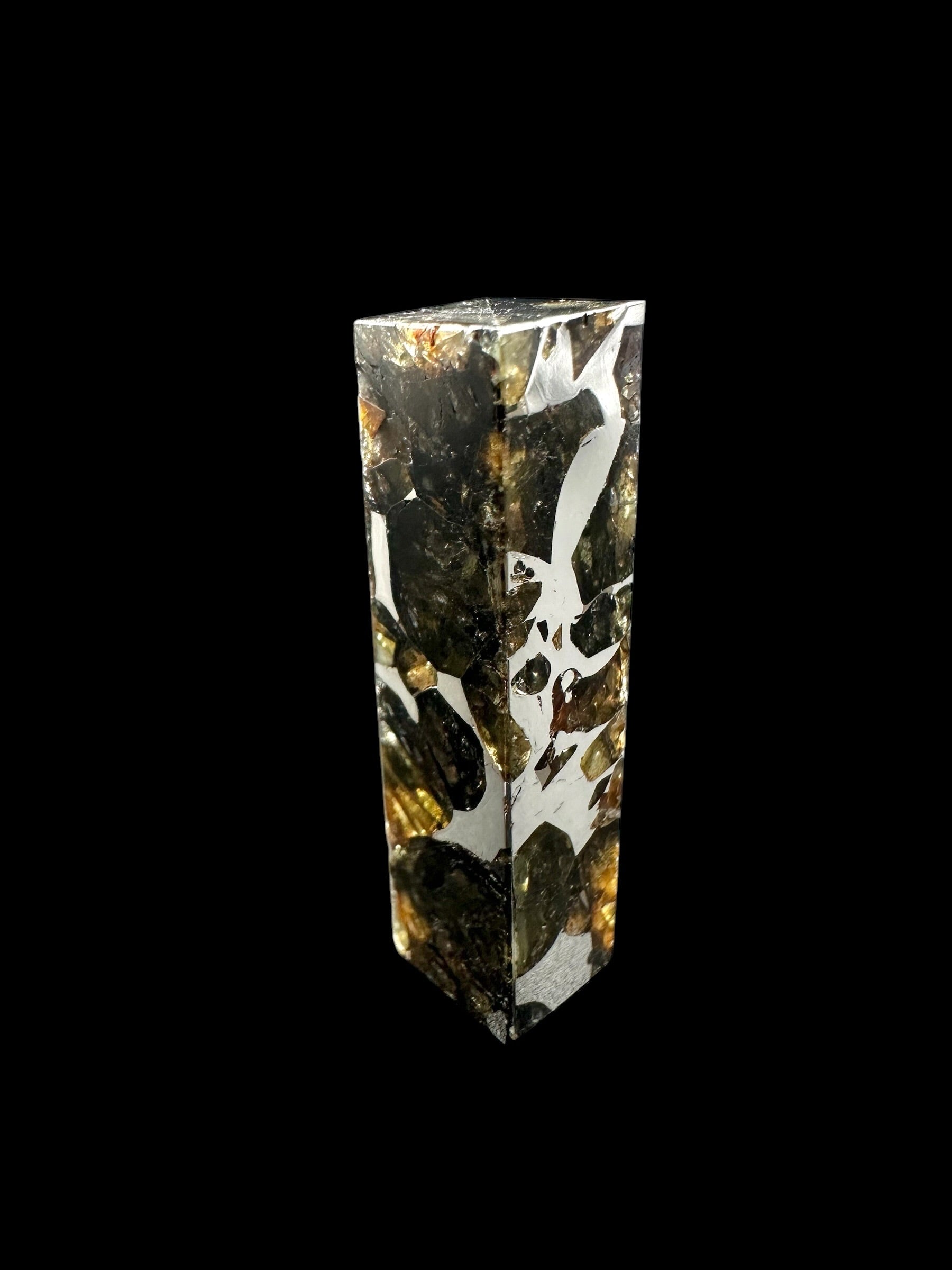 Meteorite Pallasite Seymchan – Rectangular prism 8,4g – Russia - MESM137