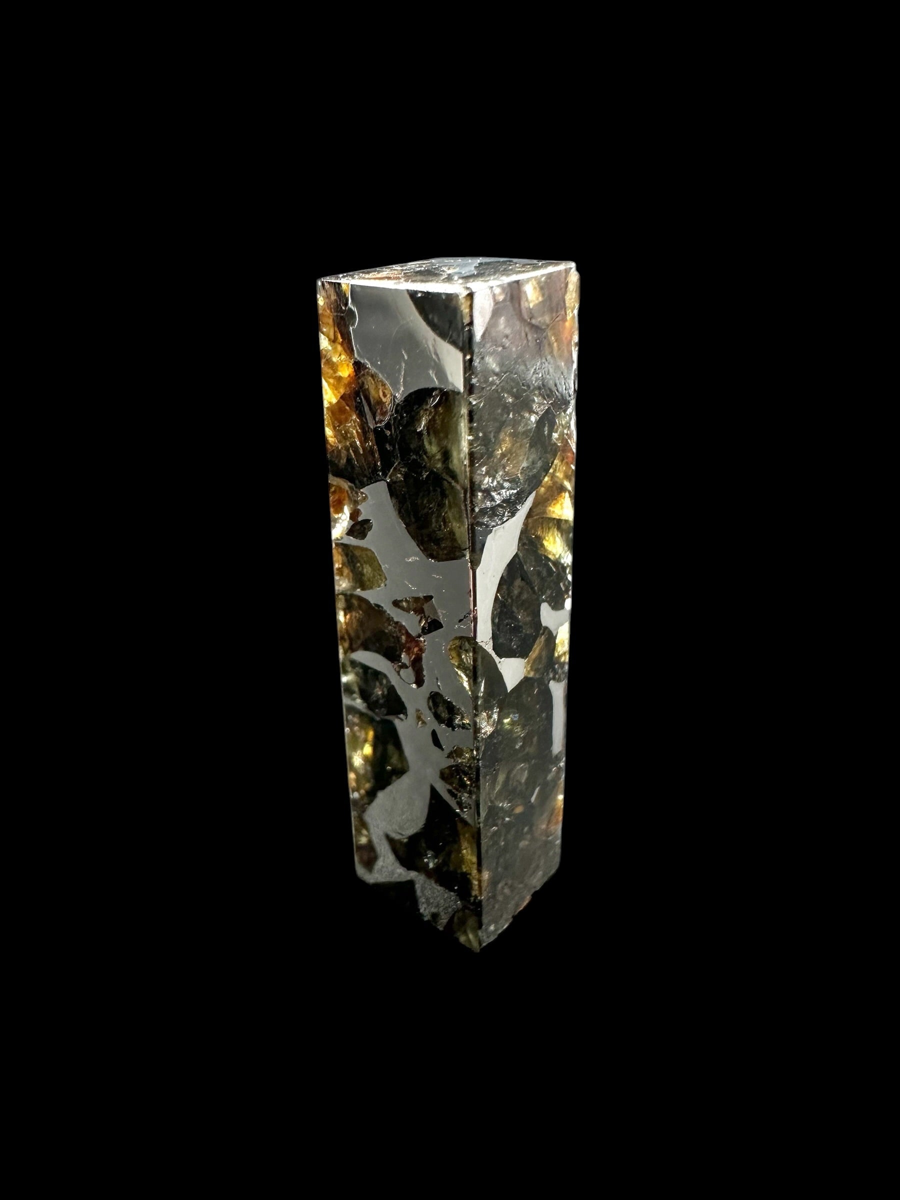 Meteorite Pallasite Seymchan – Rectangular prism 8,4g – Russia - MESM137
