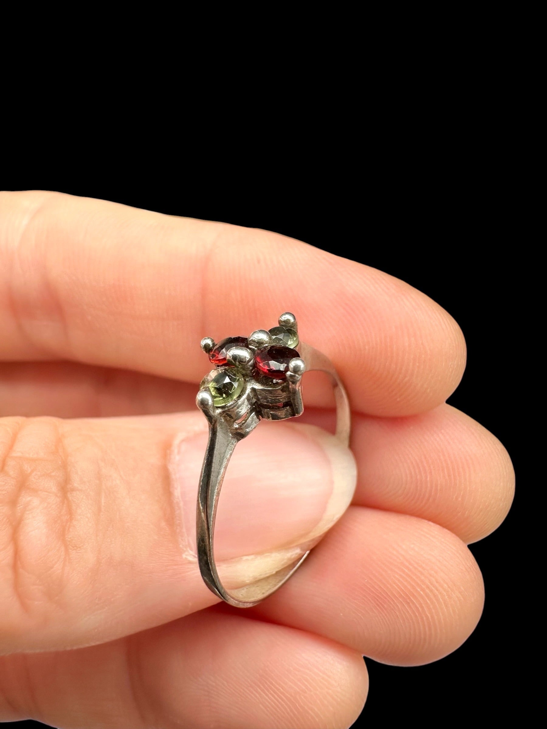 Silver ring with faceted moldavites and garnets size 60 - VP84