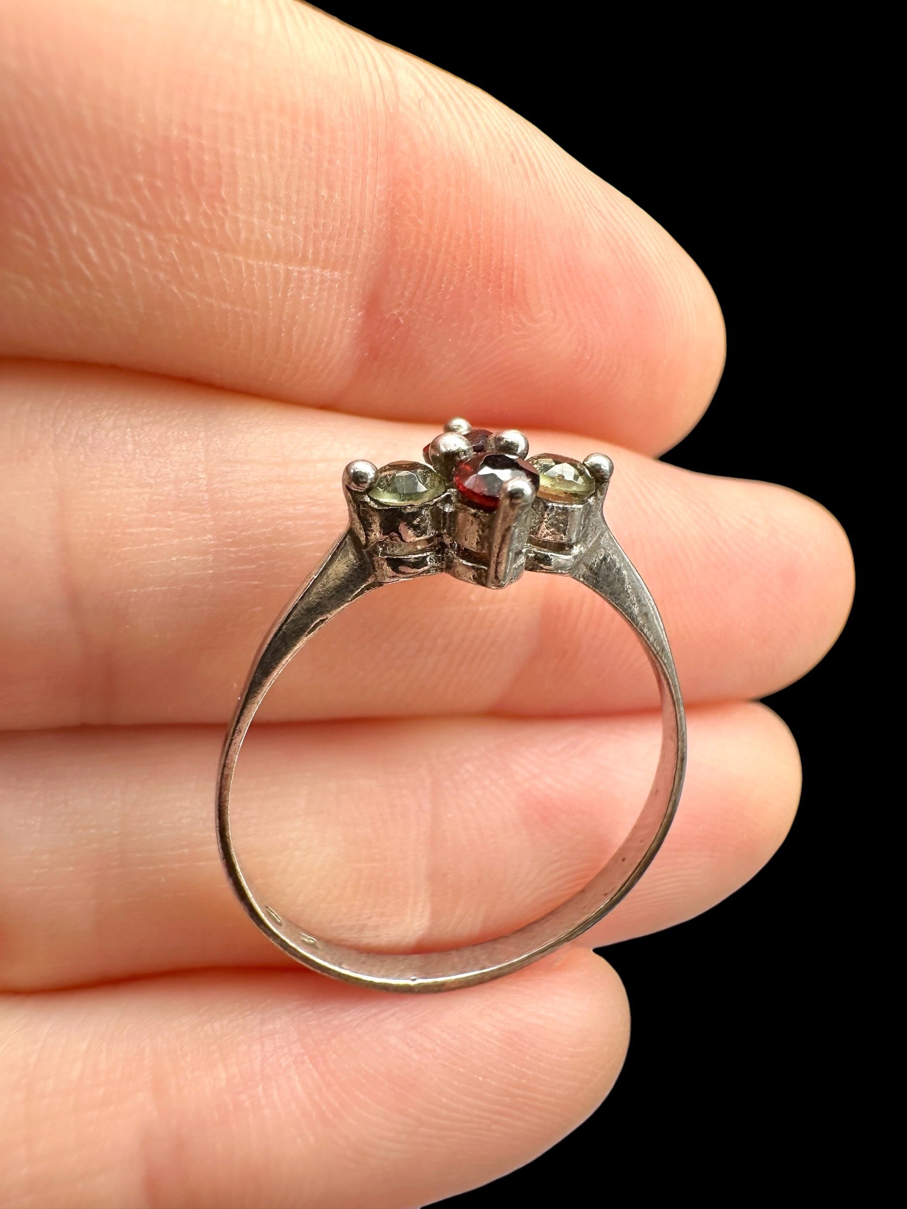 Silver ring with faceted moldavites and garnets size 60 - VP84