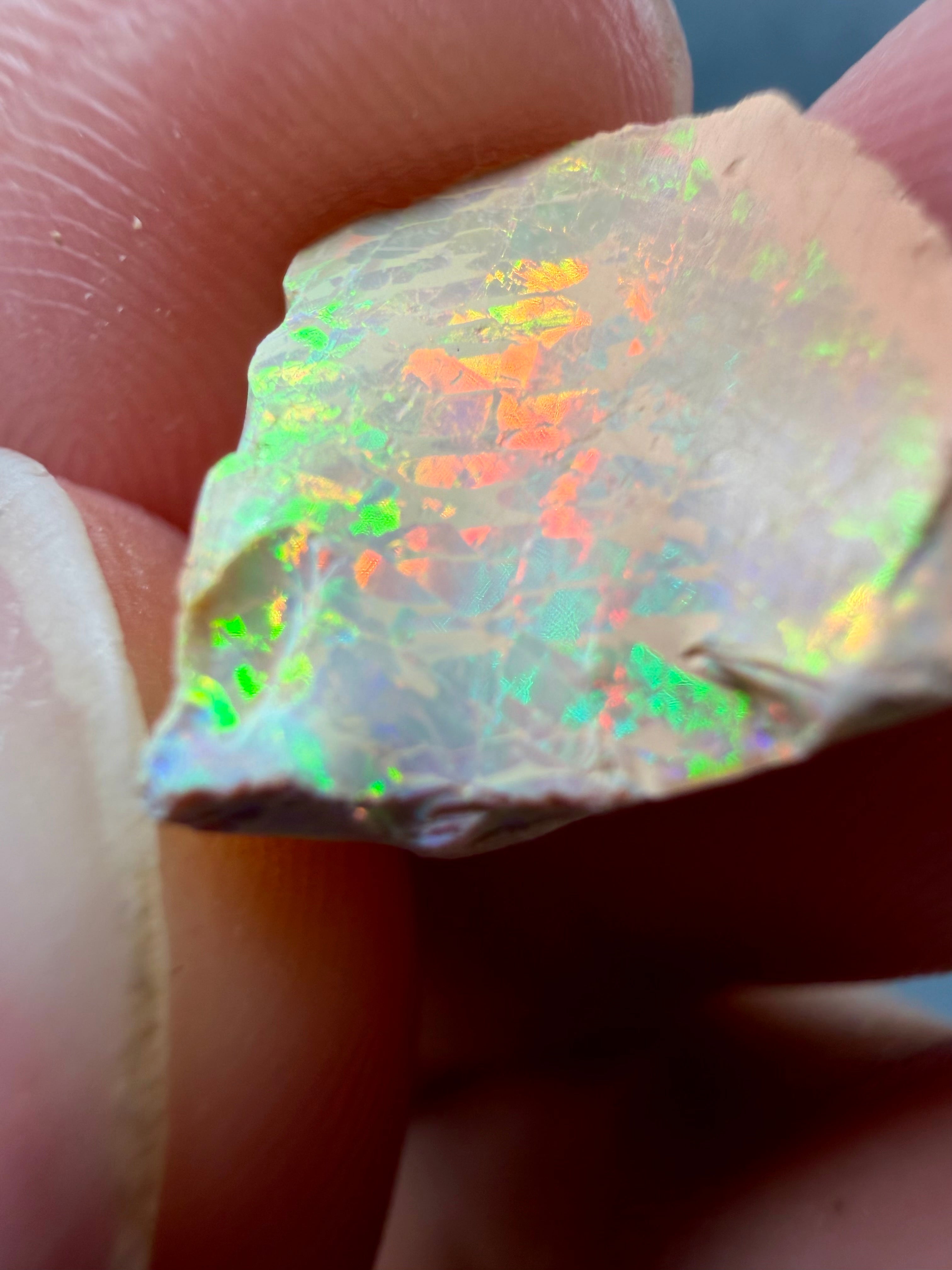 Precious opal 2,3ct – Welo, Ethiopia - OP324