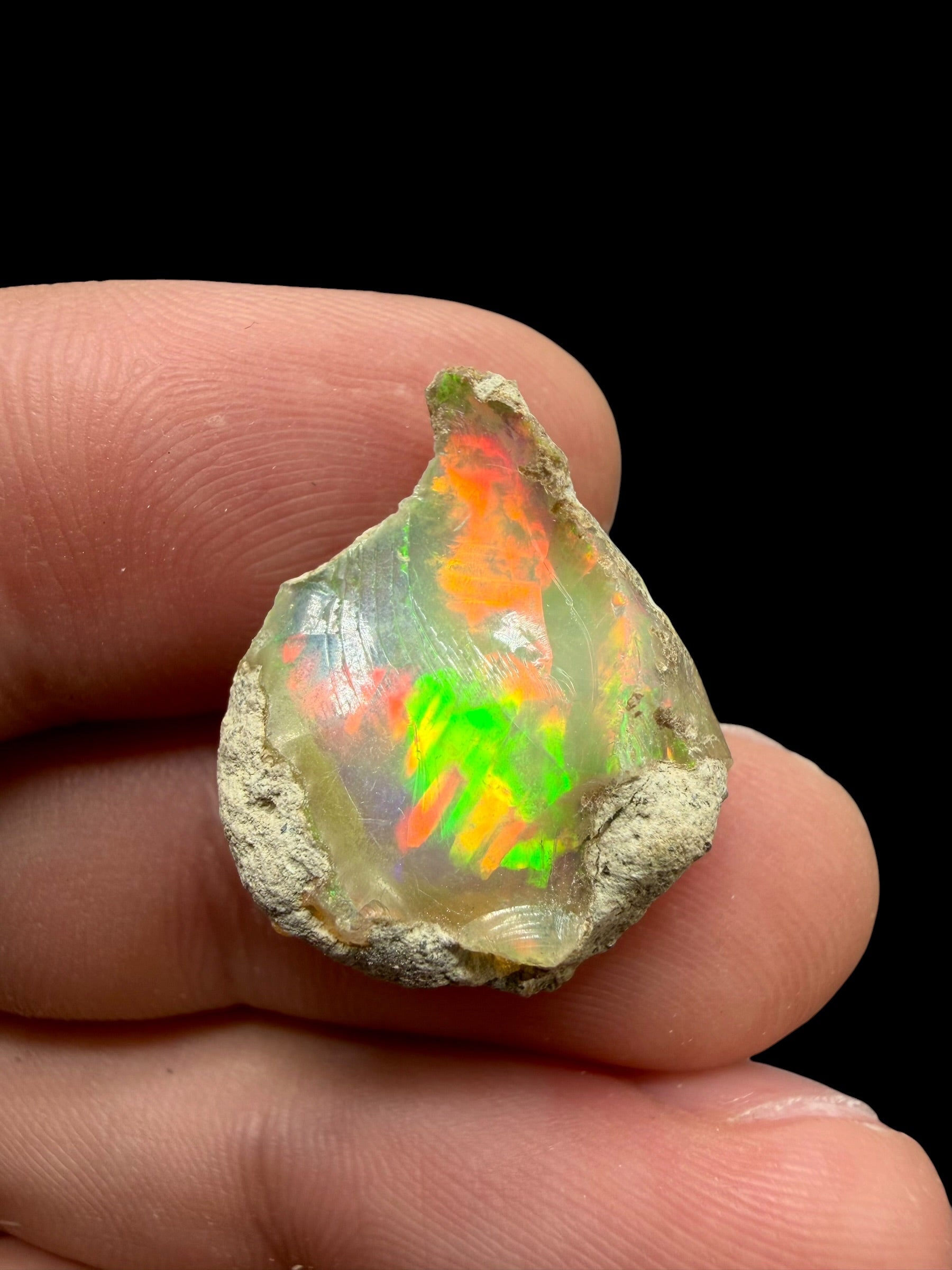 Precious opal 11,25ct – Welo, Ethiopia